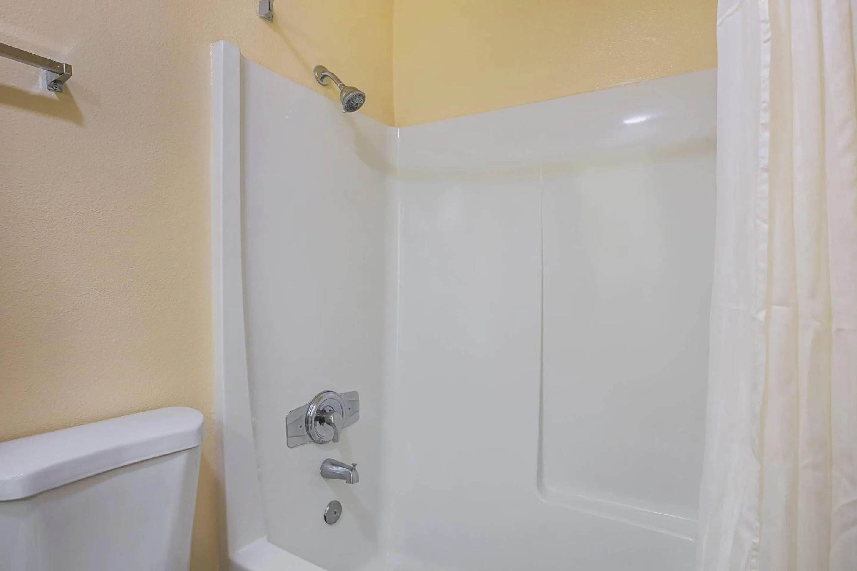 Bedroom in Econo Lodge Hurricane Zion Park Area