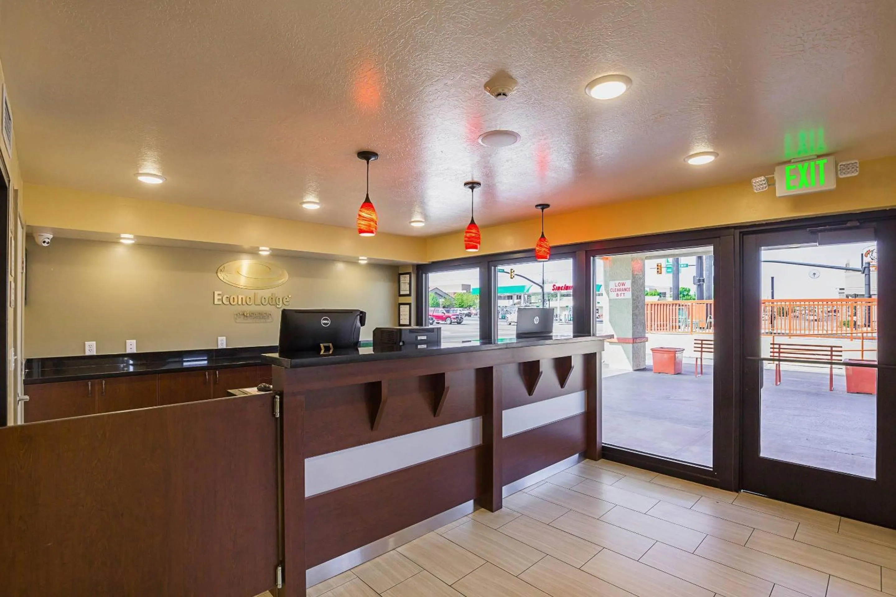 Lobby or reception in Econo Lodge Hurricane Zion Park Area