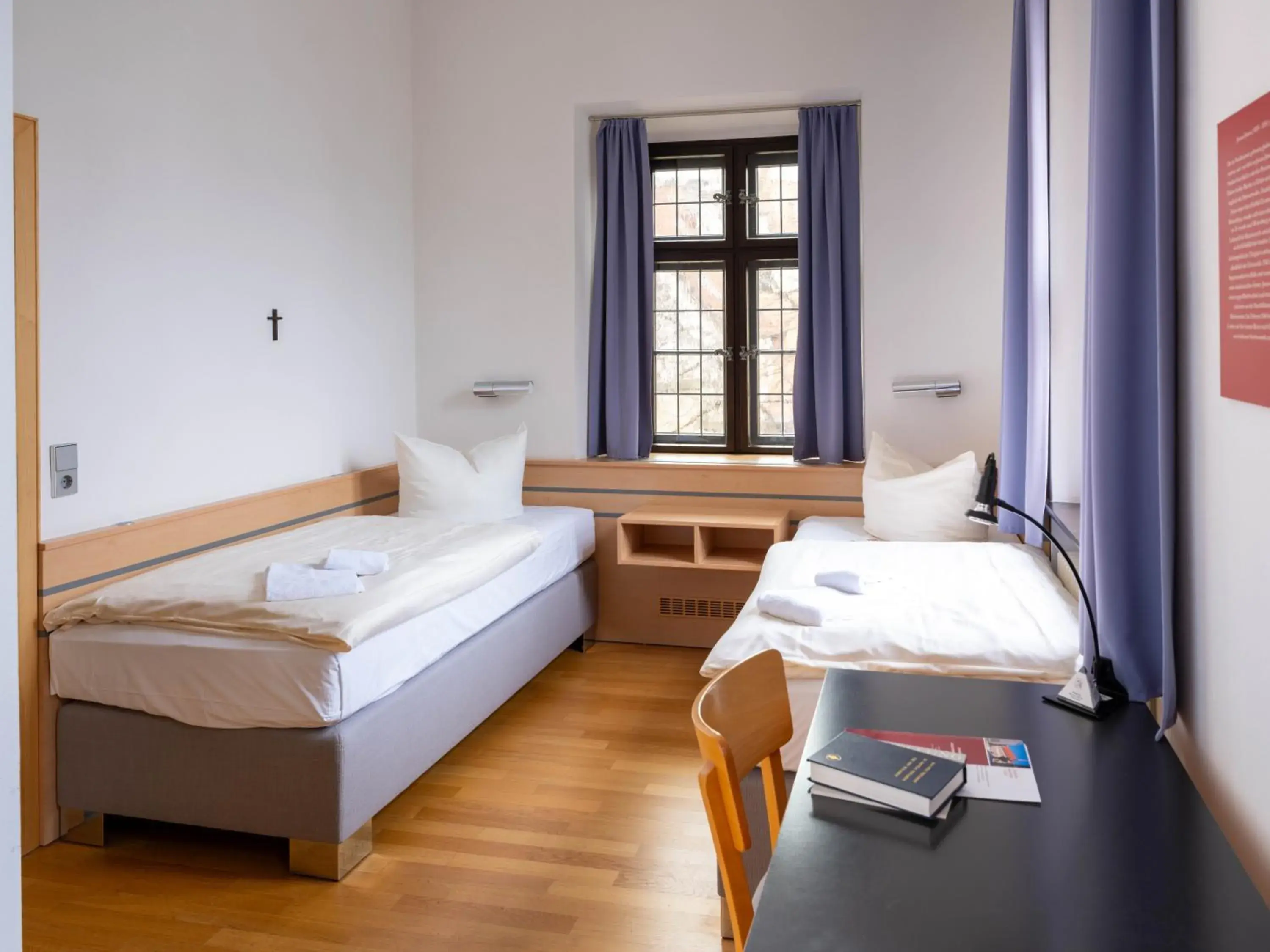 Standard Twin Room - single occupancy in Ev. Augustinerkloster zu Erfurt Standard Twin Room - single occupancy in Ev. Augustinerkloster zu Erfurt