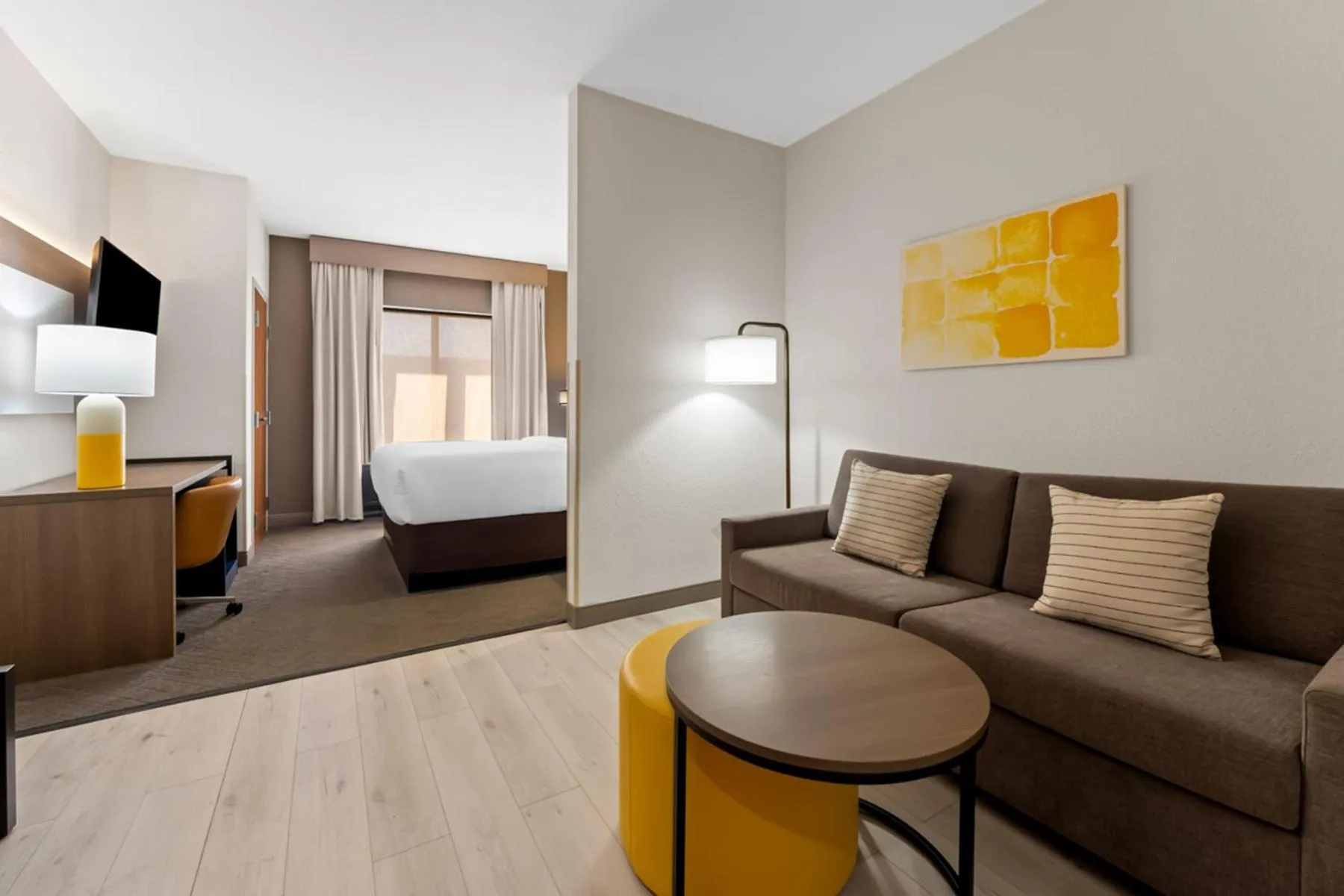 TV and multimedia, Bed in Comfort Suites Augusta Riverwatch