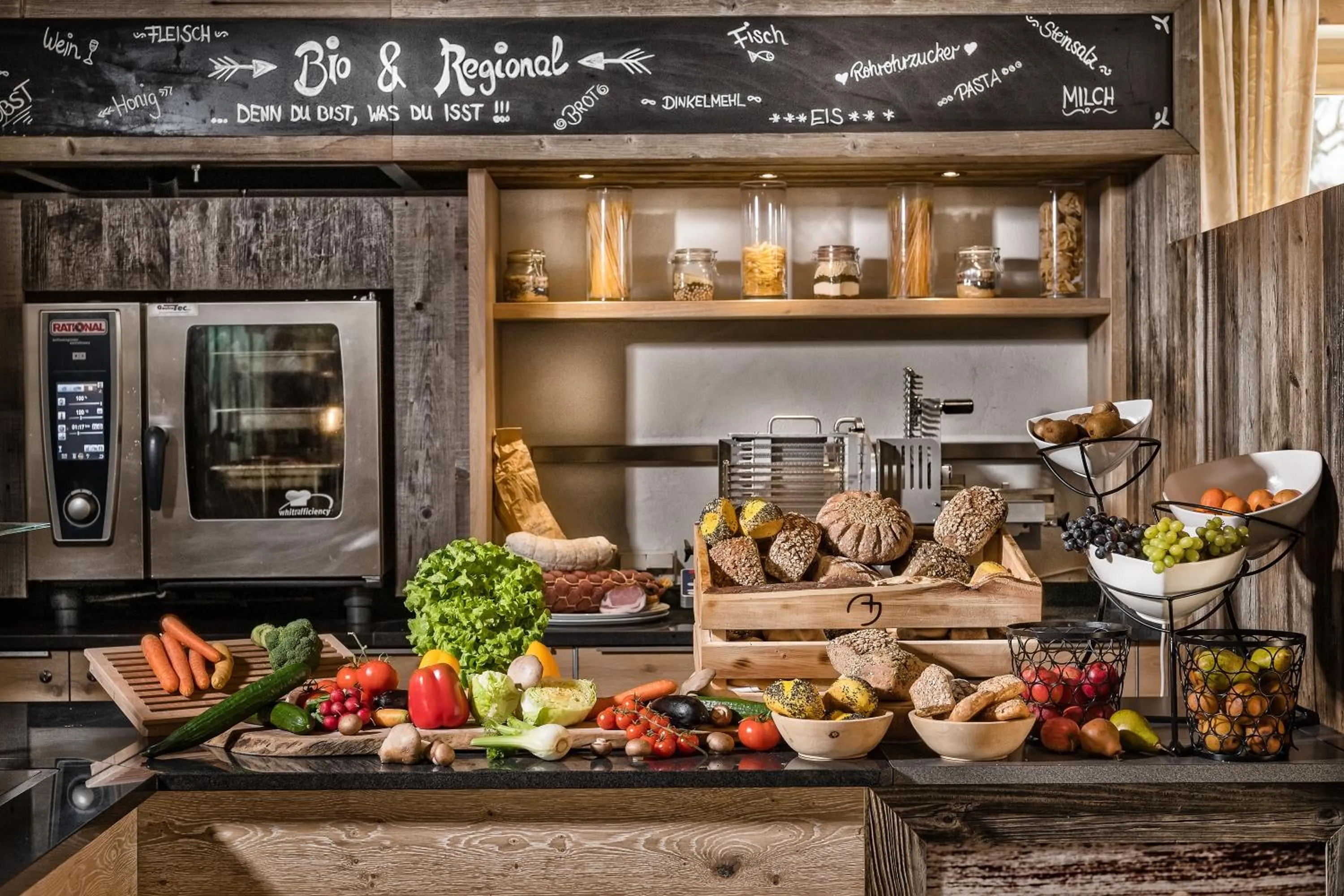 Food and drinks in Alpin Juwel - Bio und Lifestylehotel