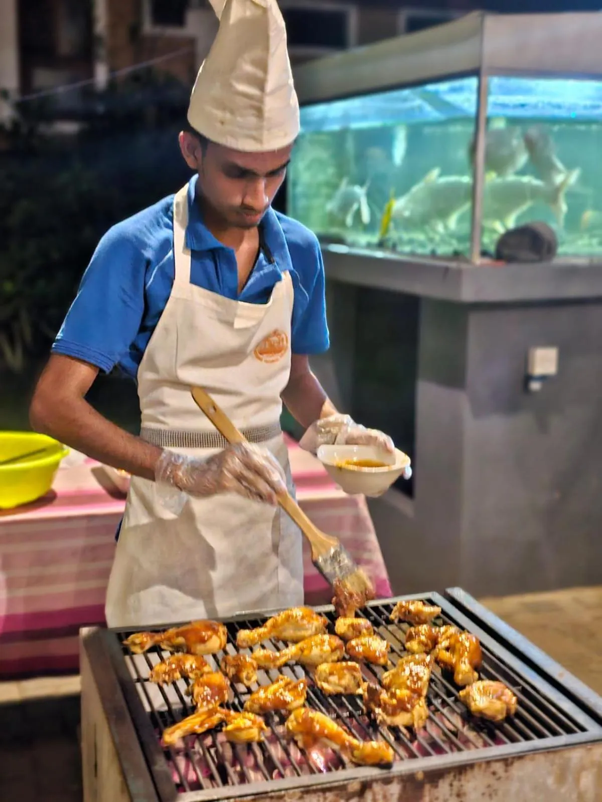 Restaurant/places to eat in Optimum Residencies