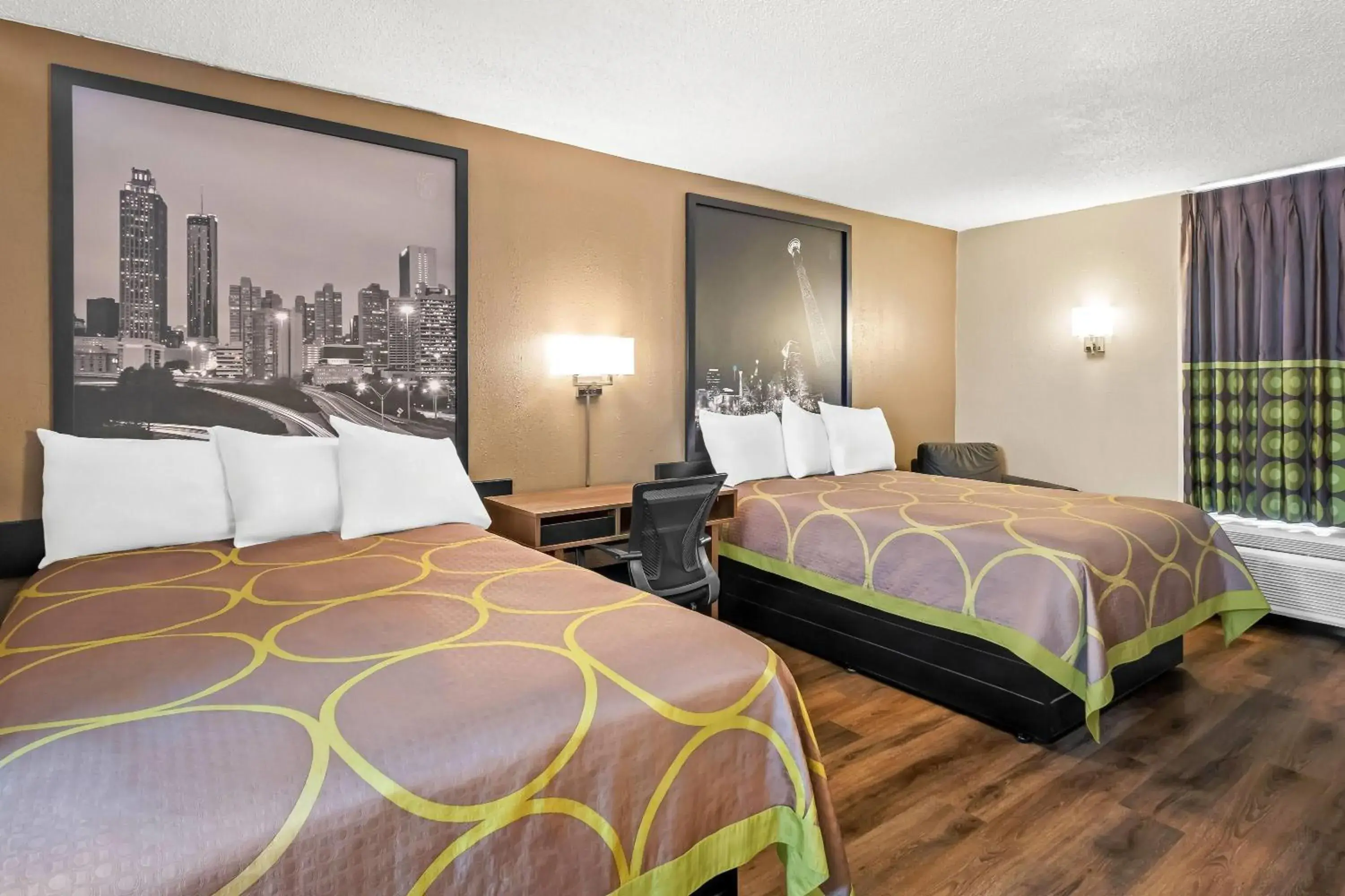 Bed in Super 8 by Wyndham Commerce Bed in Super 8 by Wyndham Commerce