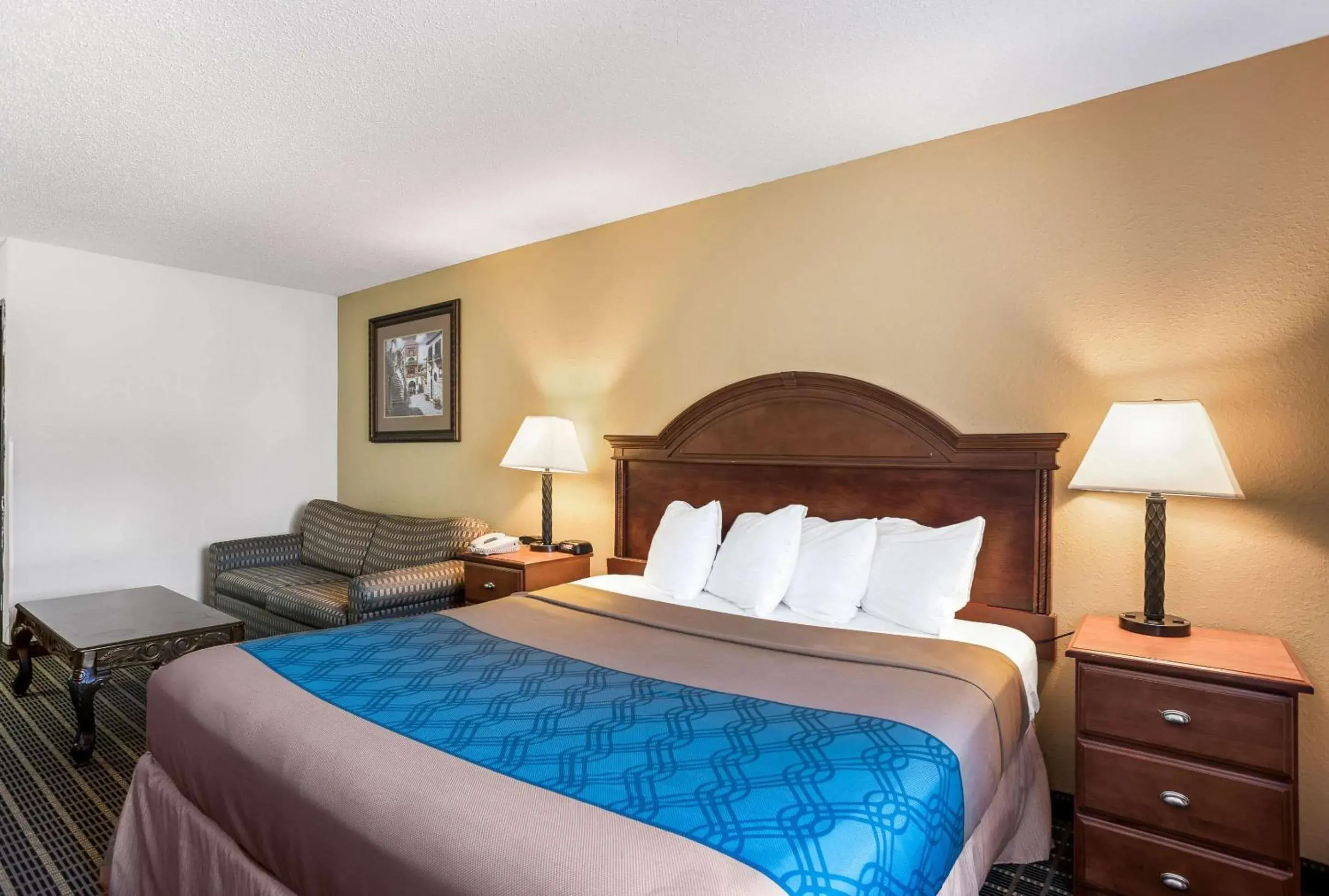 Bedroom, Bed in Rodeway Inn Bedroom, Bed in Rodeway Inn