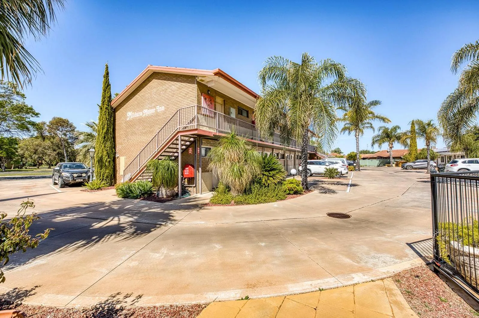 Property building in Mildura Motor Inn