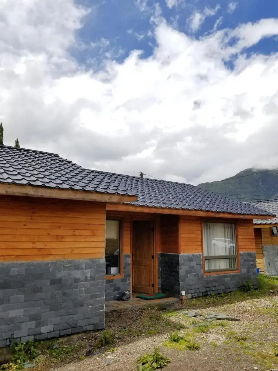 Two-Bedroom Bungalow in Aysen Bike Cabañas Two-Bedroom Bungalow in Aysen Bike Cabañas