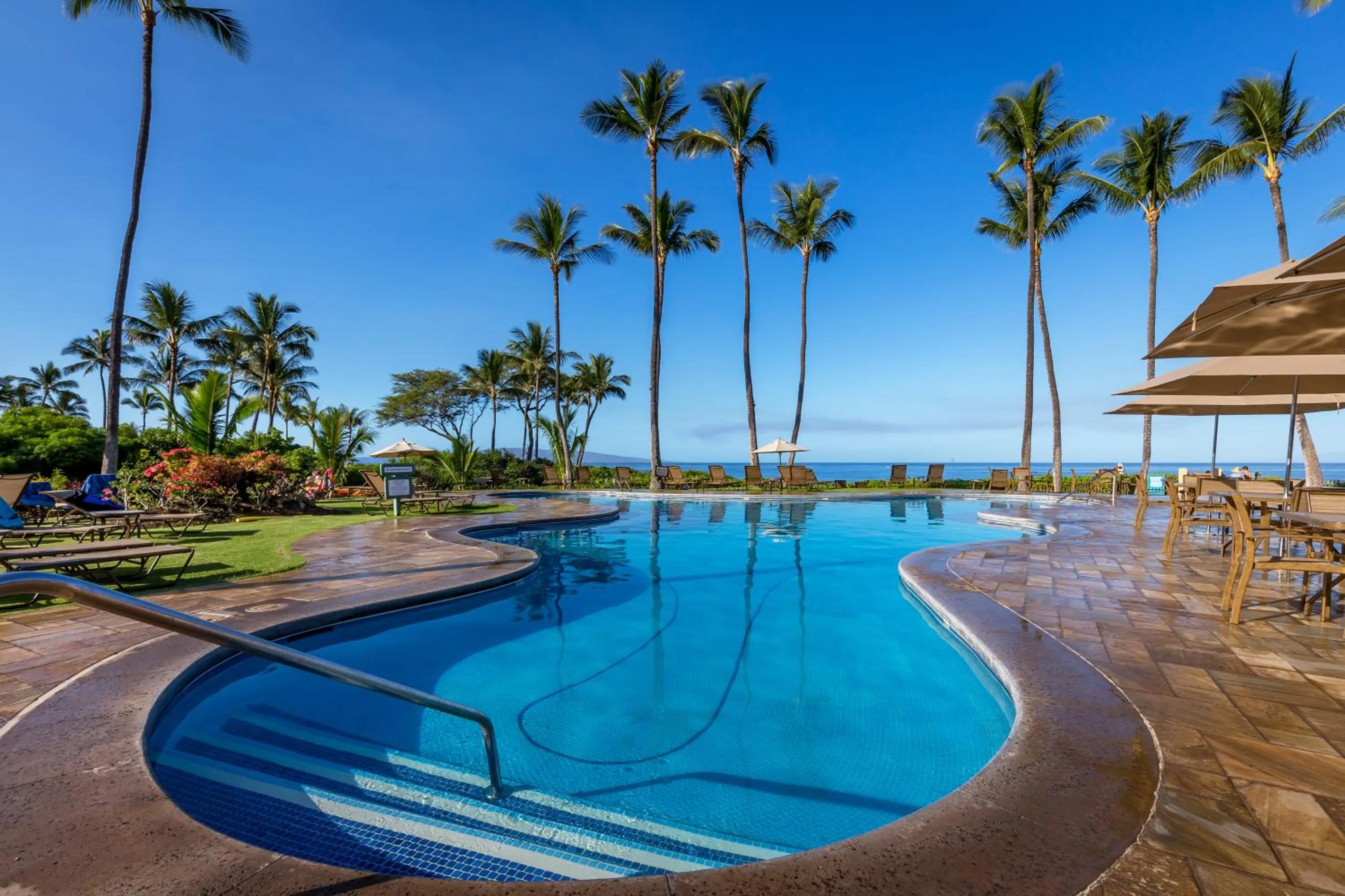 Swimming pool in Wailea Ekahi Village - CoralTree Residence Collection