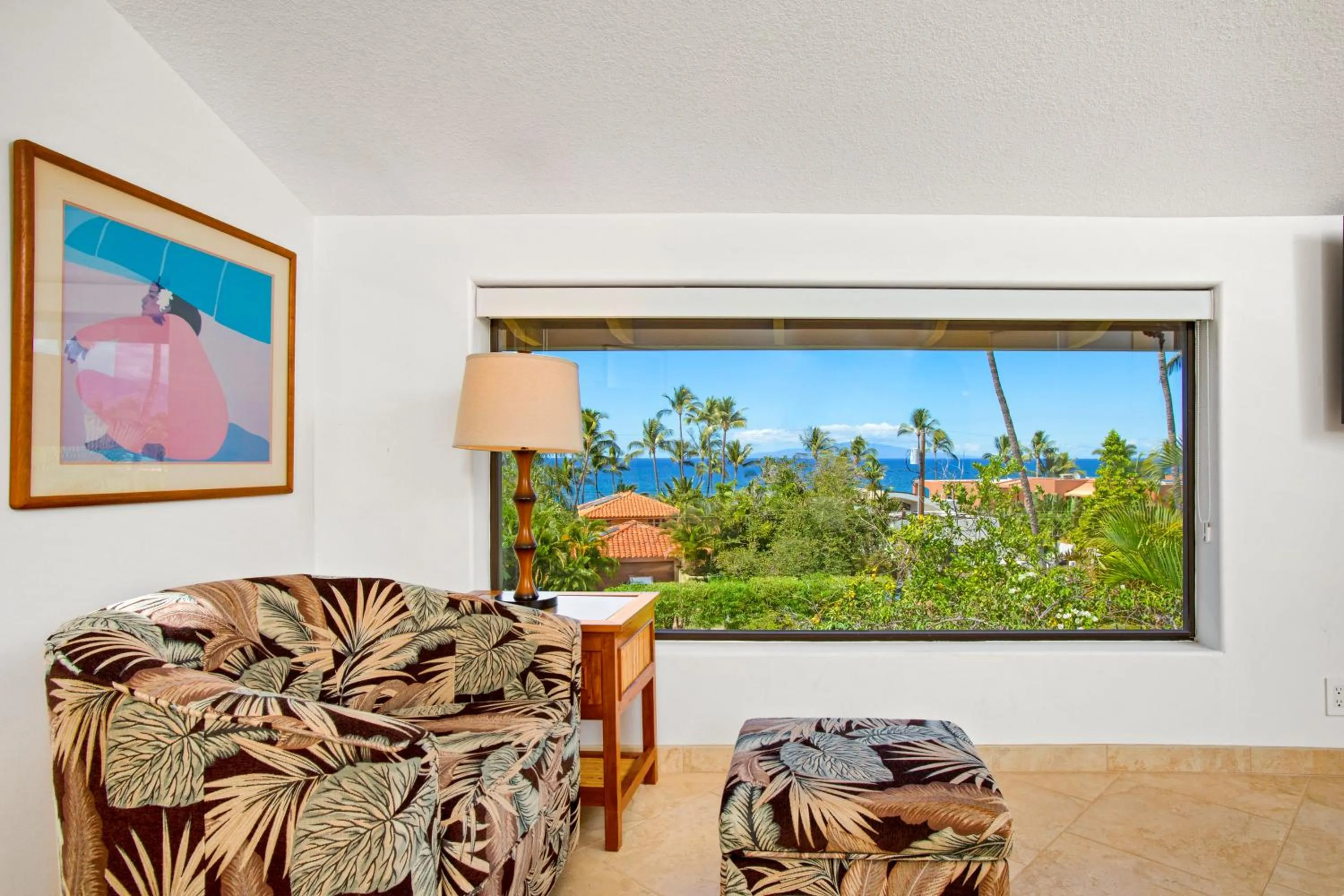 Seating area in Wailea Ekahi Village - CoralTree Residence Collection