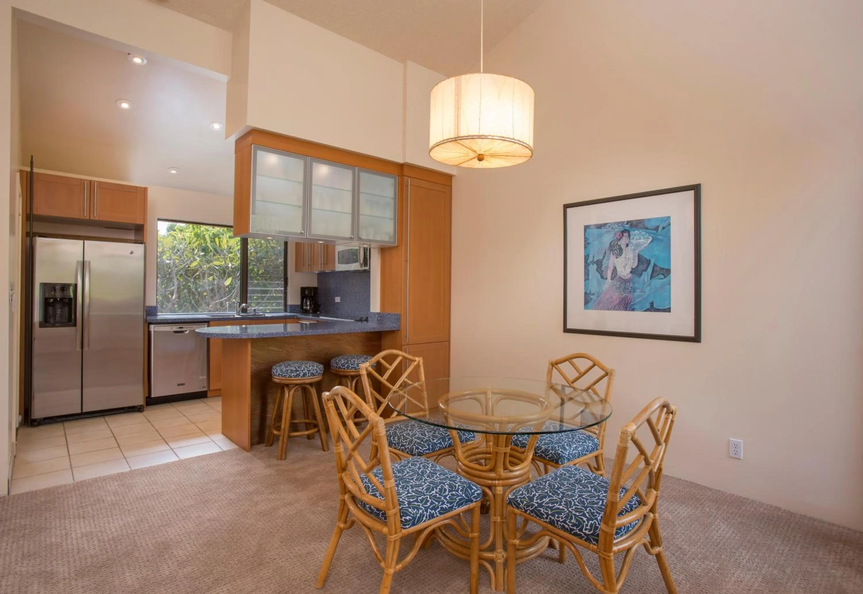 Dining area in Wailea Ekahi Village - CoralTree Residence Collection