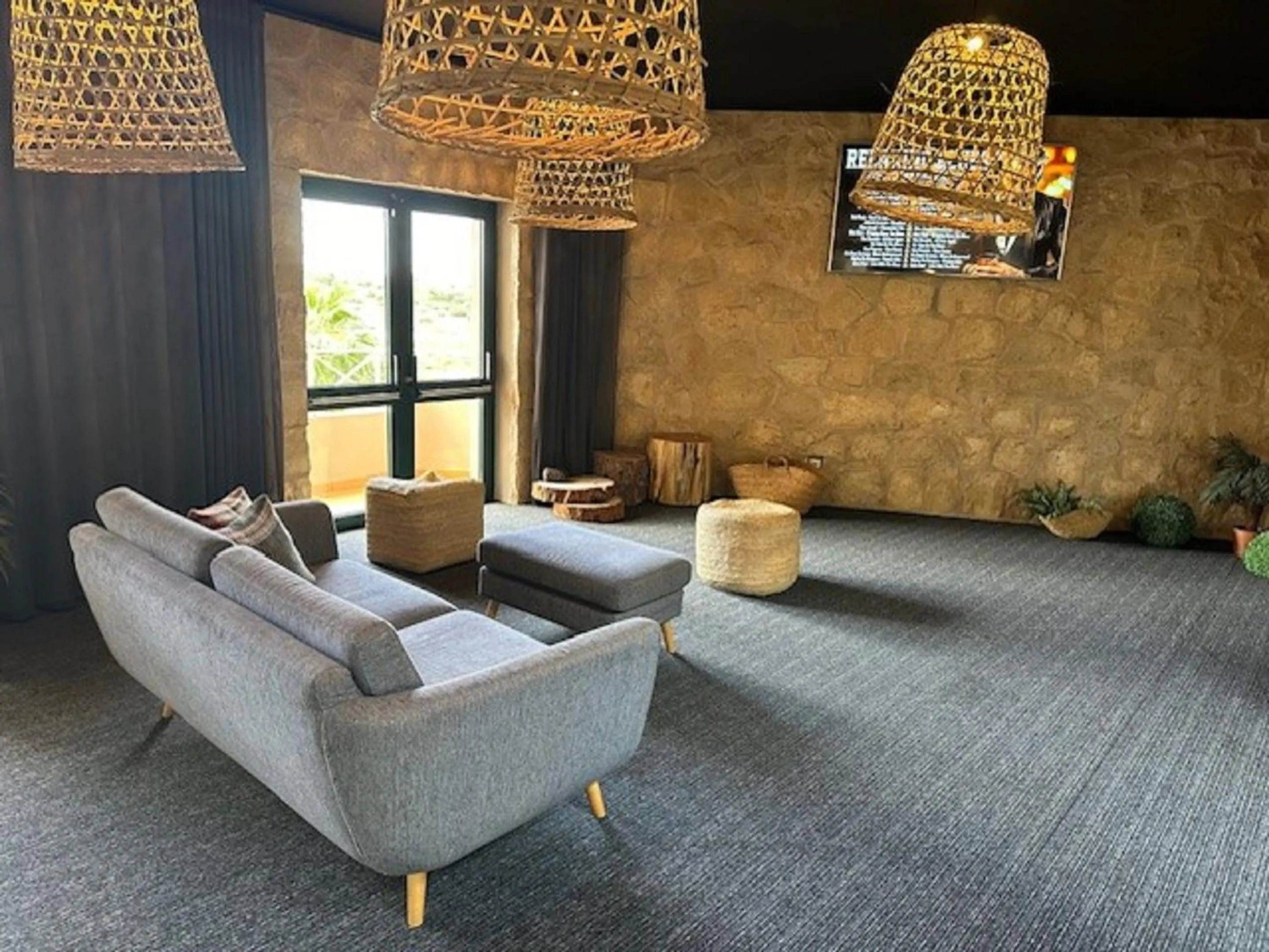 Communal lounge/ TV room in Pestana Gramacho Residences