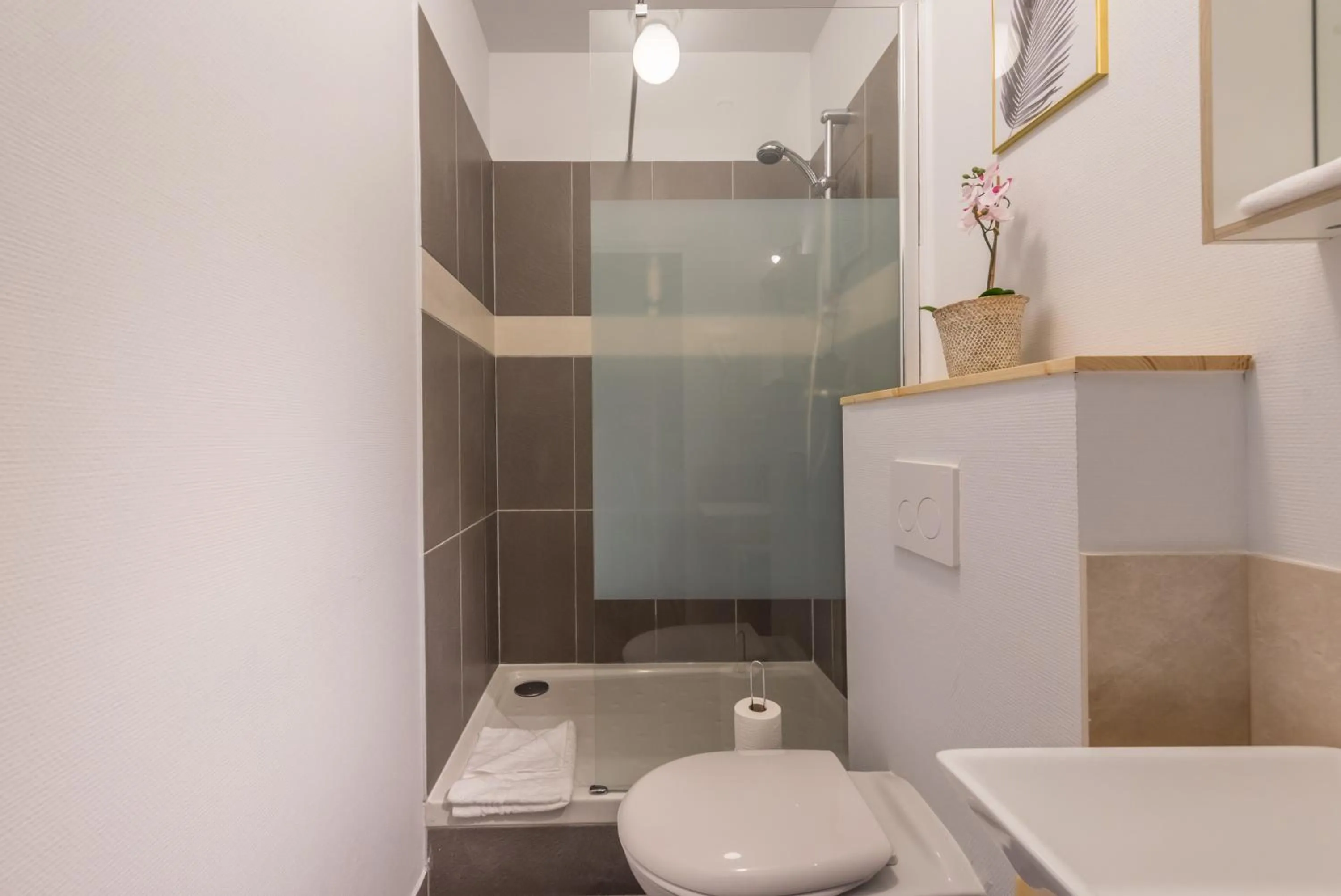 Bathroom in WS Hôtel de Ville - Musée Pompidou