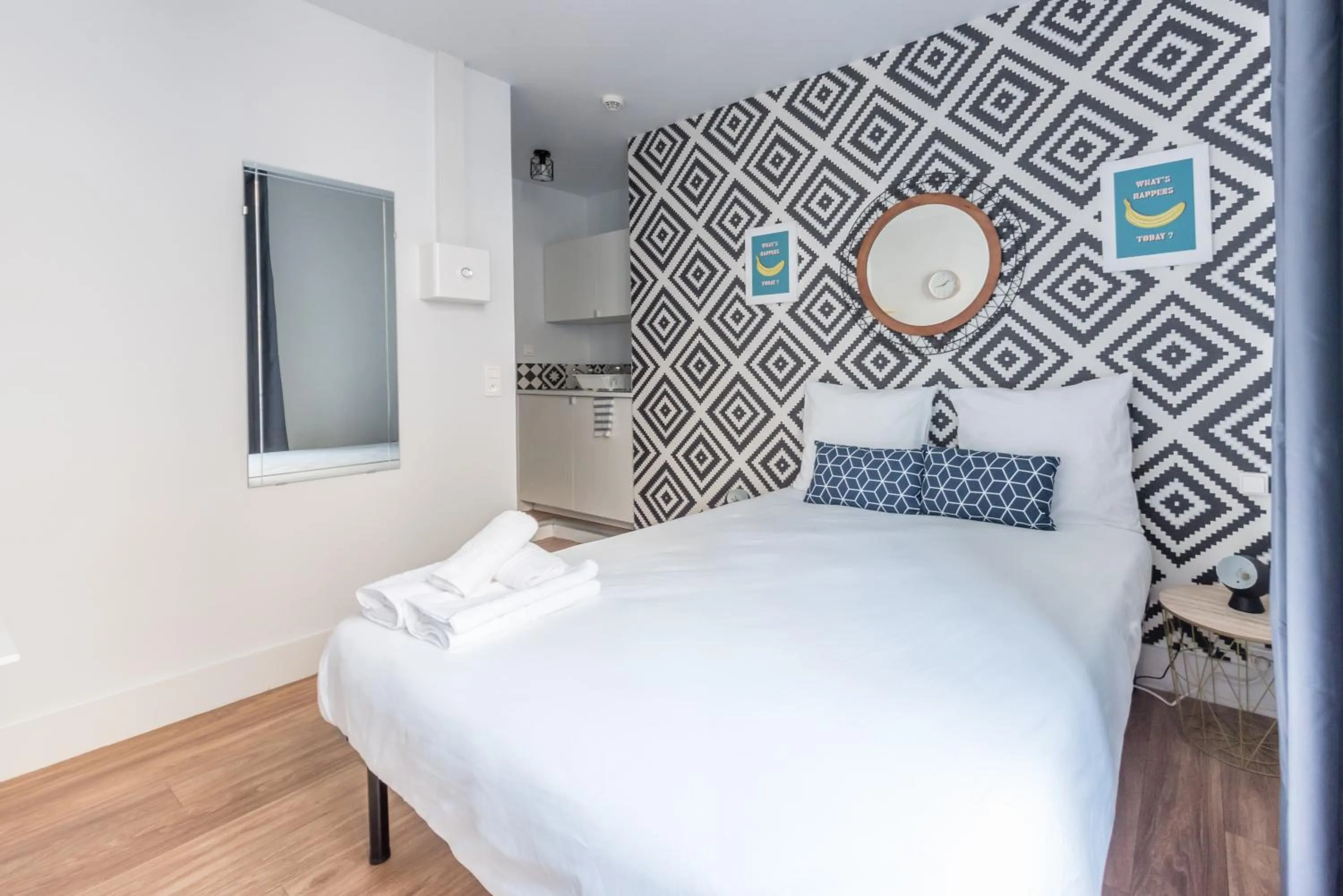 Bedroom, Bed in WS Hôtel de Ville - Musée Pompidou