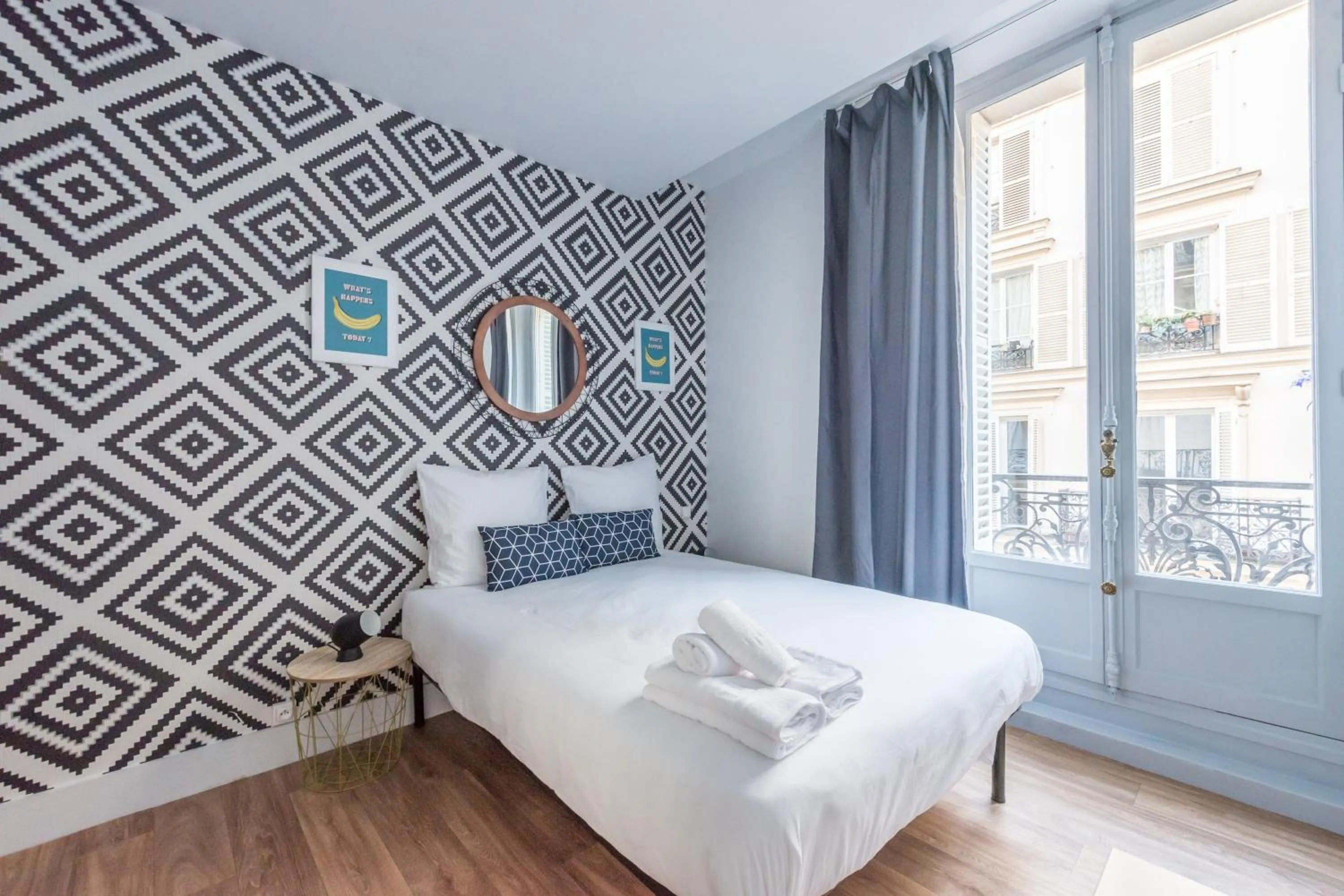 Bedroom, Bed in WS Hôtel de Ville - Musée Pompidou