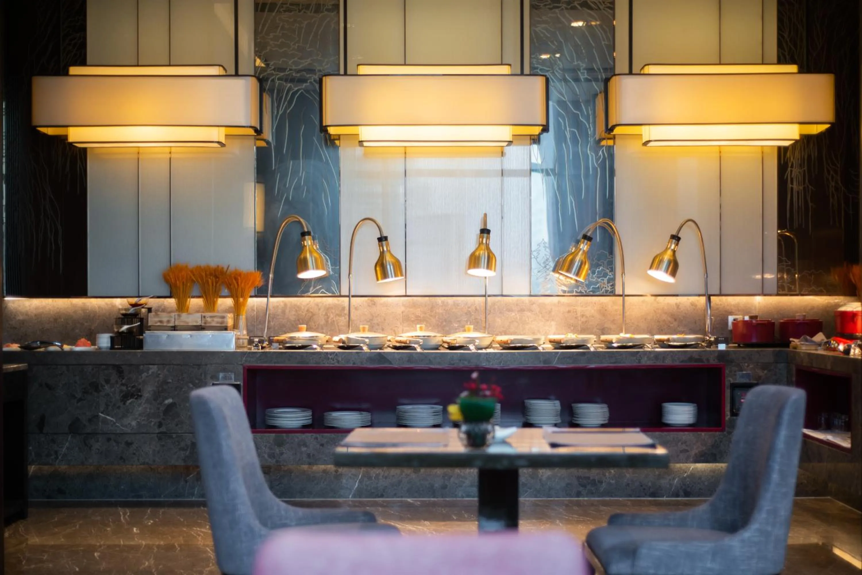 Restaurant/places to eat in Shangri-La Jinan