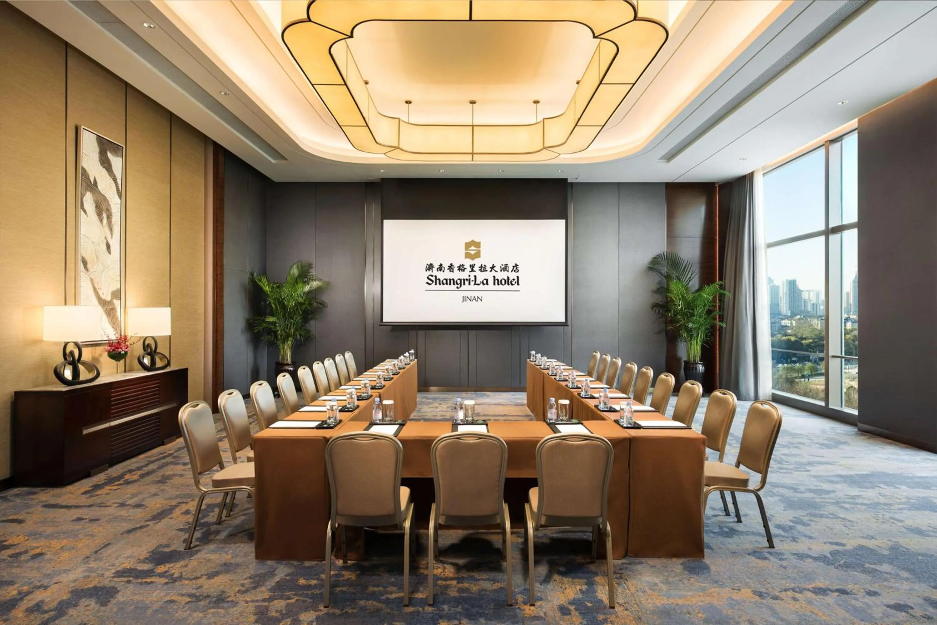 On site in Shangri-La Jinan