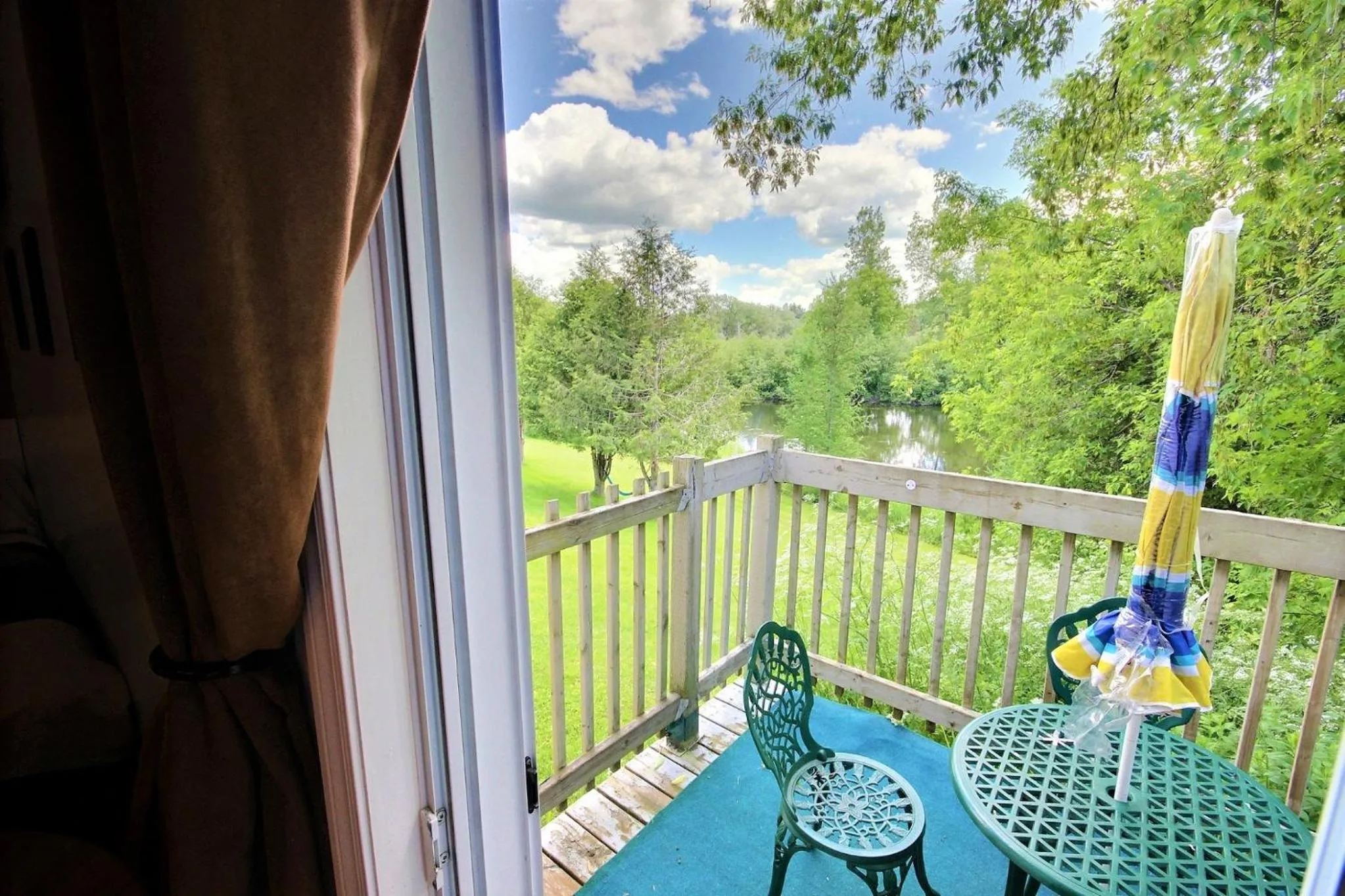 Balcony/Terrace in Motel des Deux Lacs