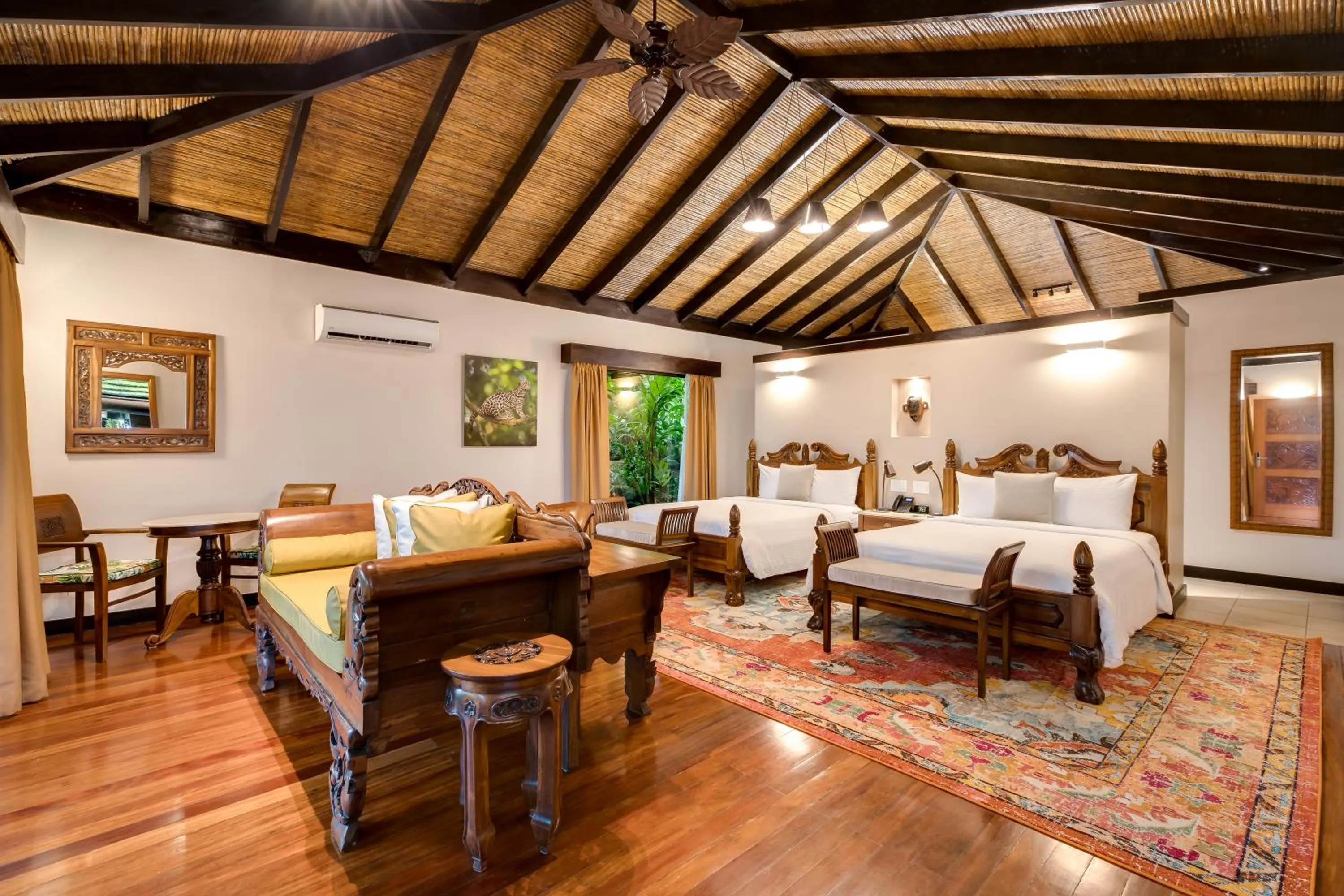 Bedroom, Bed in Hideaway Rio Celeste Hotel