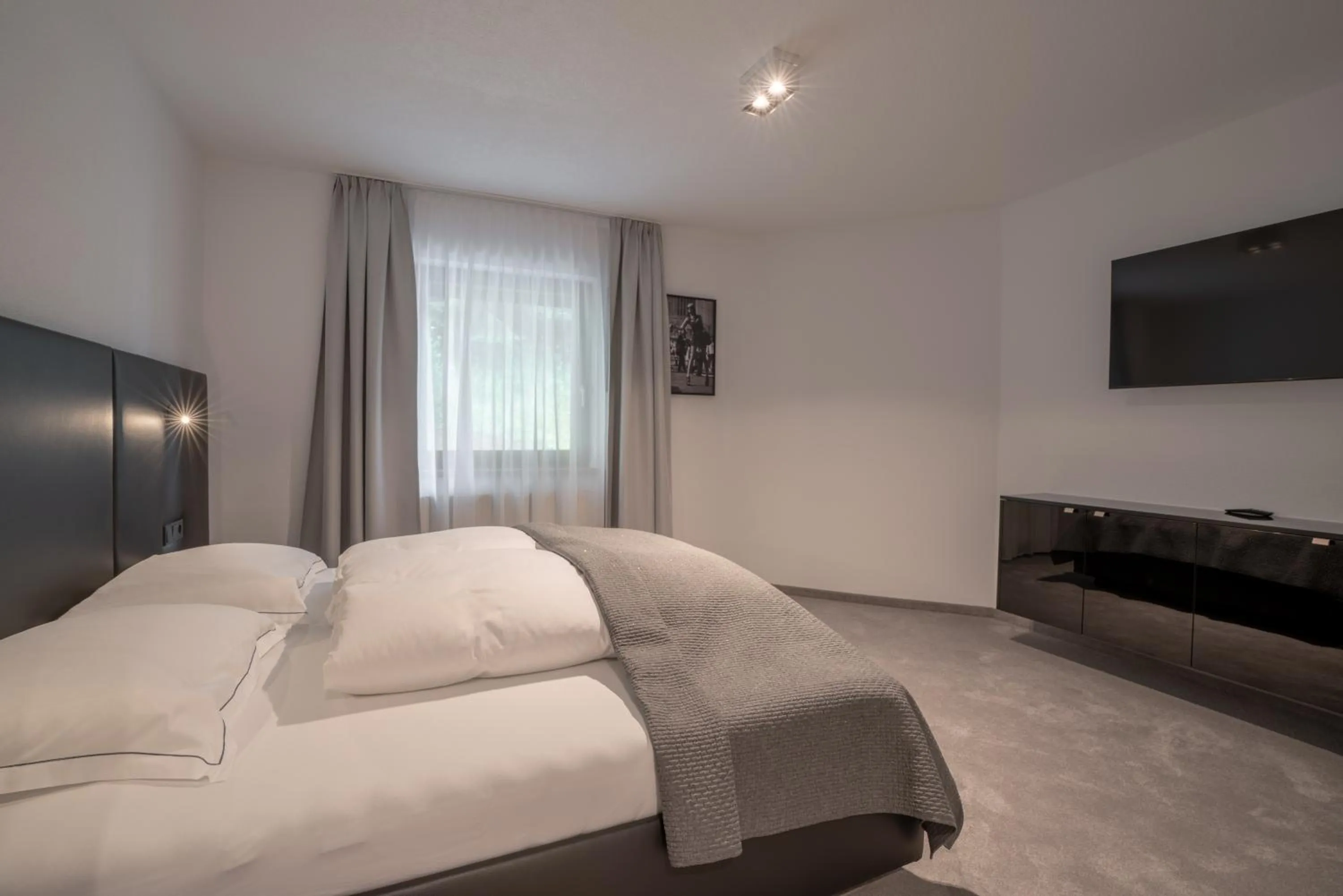 Bedroom, Bed in Chalet Madlein