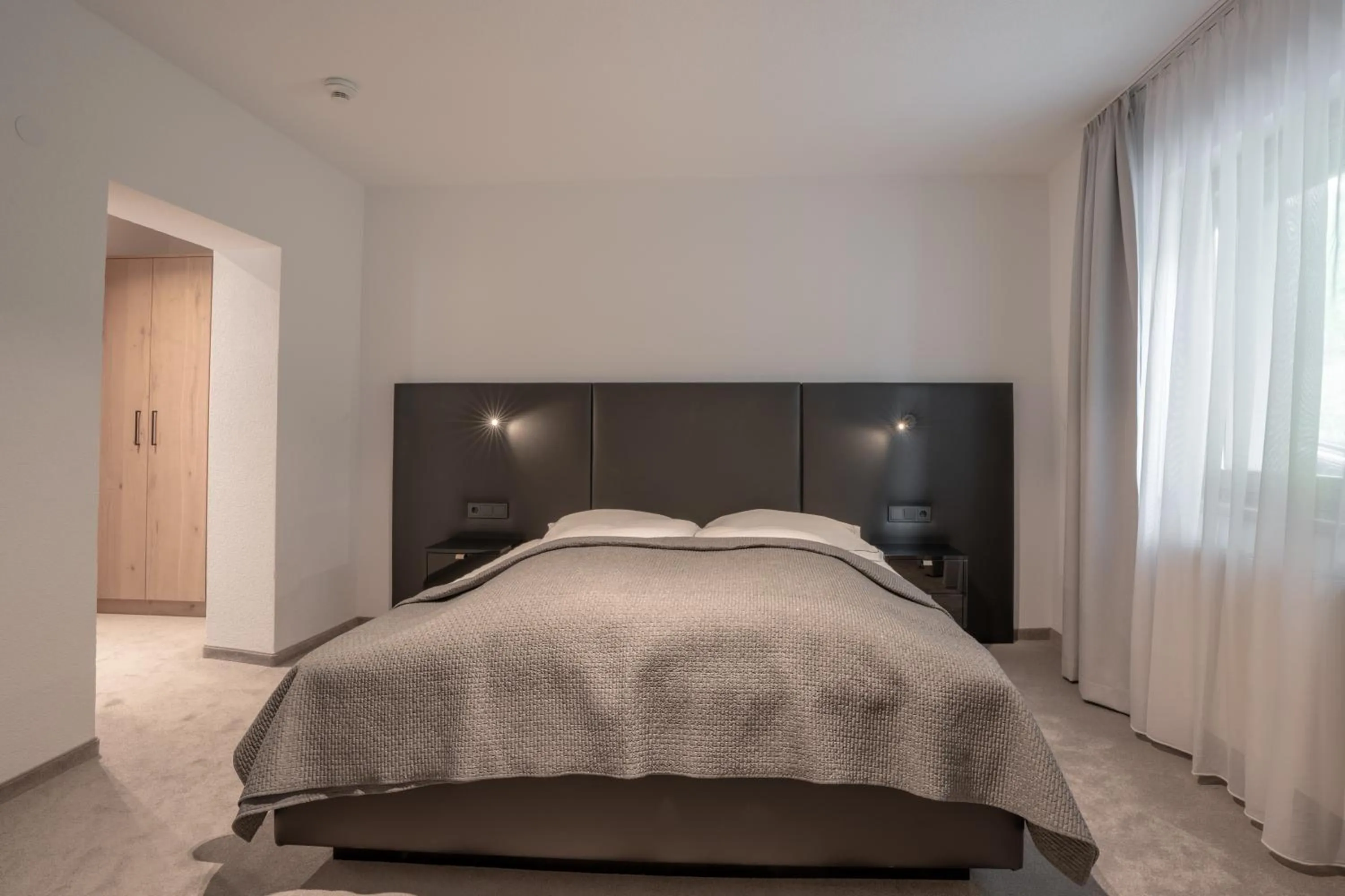 Bedroom, Bed in Chalet Madlein