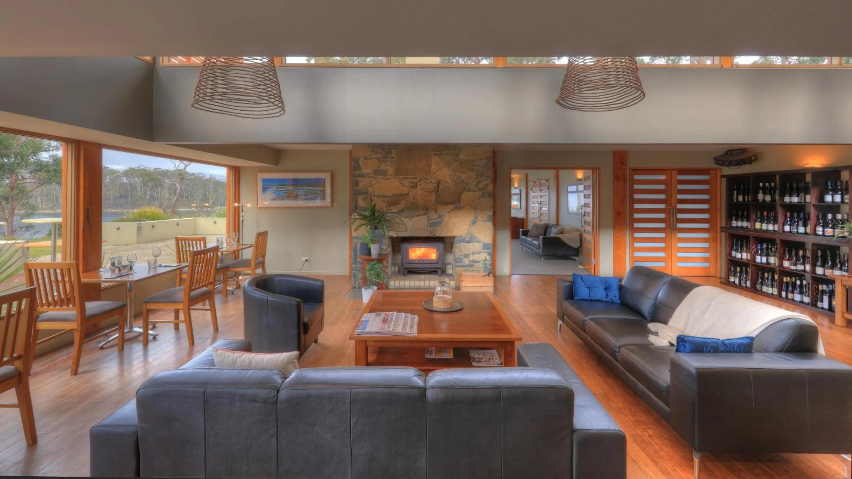 Restaurant/places to eat in Stewarts Bay Lodge