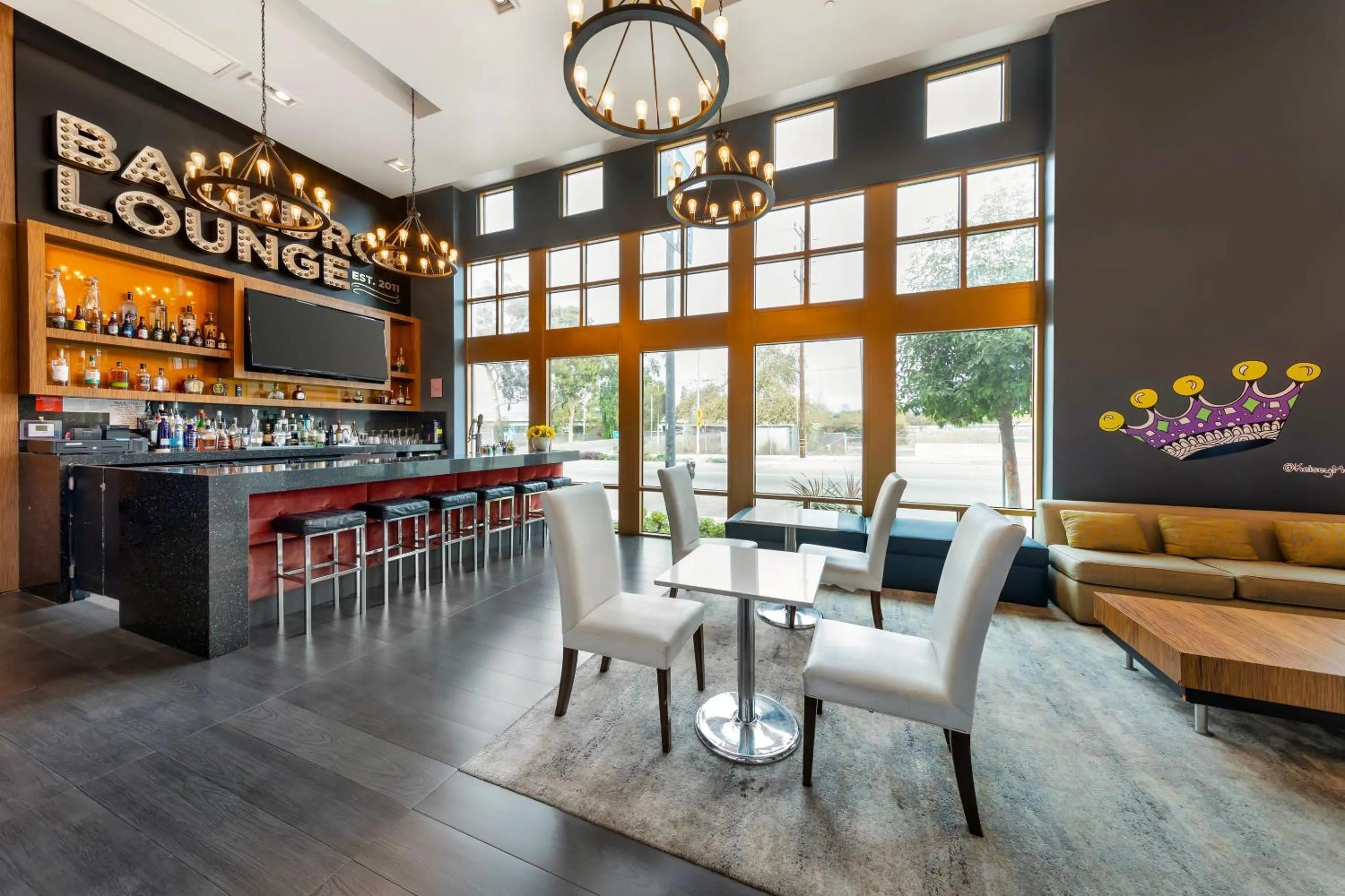 Beach in BLVD Hotel and Studios Universal-Hollywood, an Ascend Collection Hotel