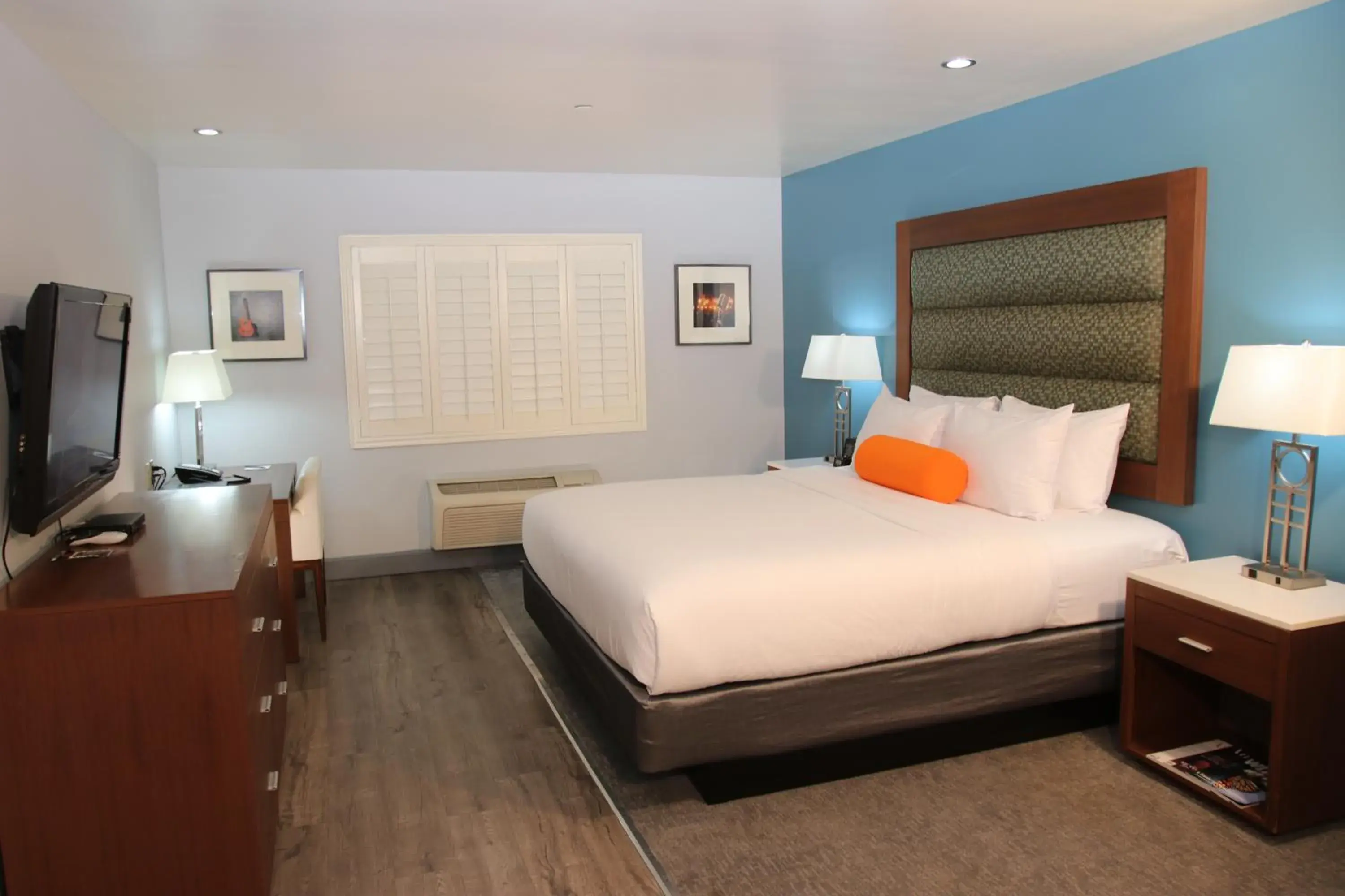 One Room Suite with Living room - Non Smoking in BLVD Hotel and Studios Universal-Hollywood, an Ascend Collection Hotel One Room Suite with Living room - Non Smoking in BLVD Hotel and Studios Universal-Hollywood, an Ascend Collection Hotel
