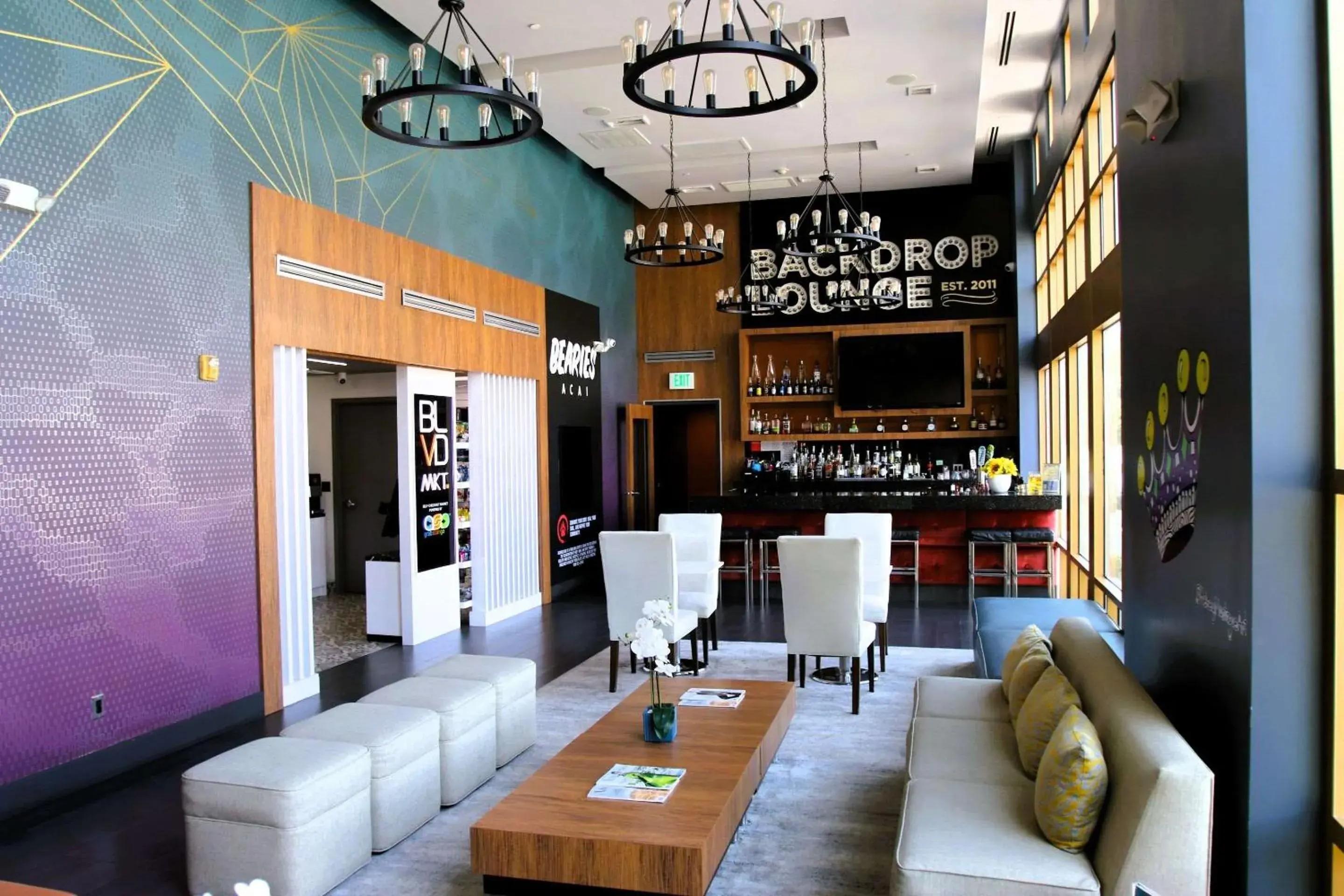 Lobby or reception in BLVD Hotel and Studios Universal-Hollywood, an Ascend Collection Hotel Lobby or reception in BLVD Hotel and Studios Universal-Hollywood, an Ascend Collection Hotel