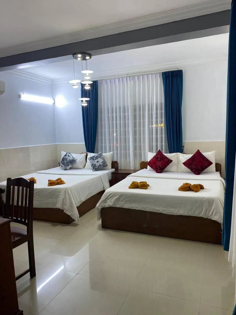 Bed in Jasmine Lodge Siem Reap