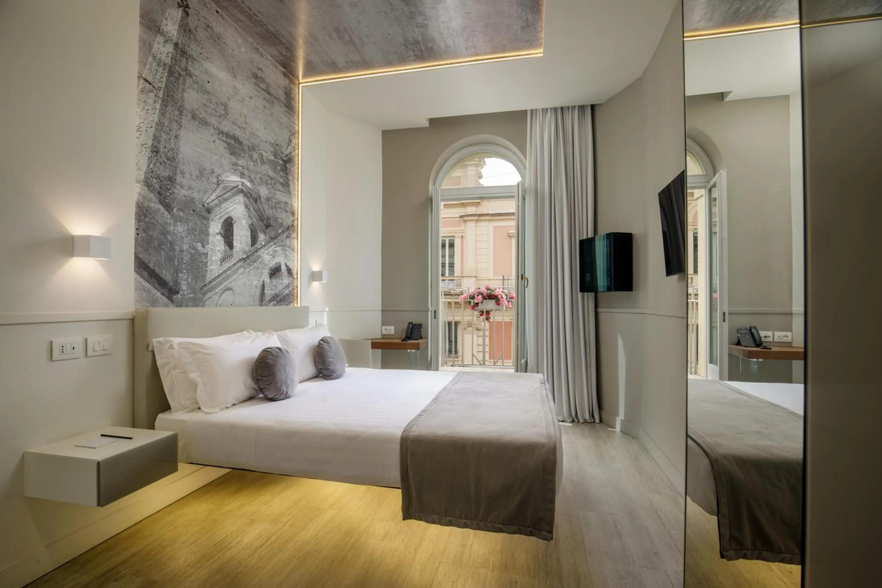 View (from property/room), Bed in Hotel Regno