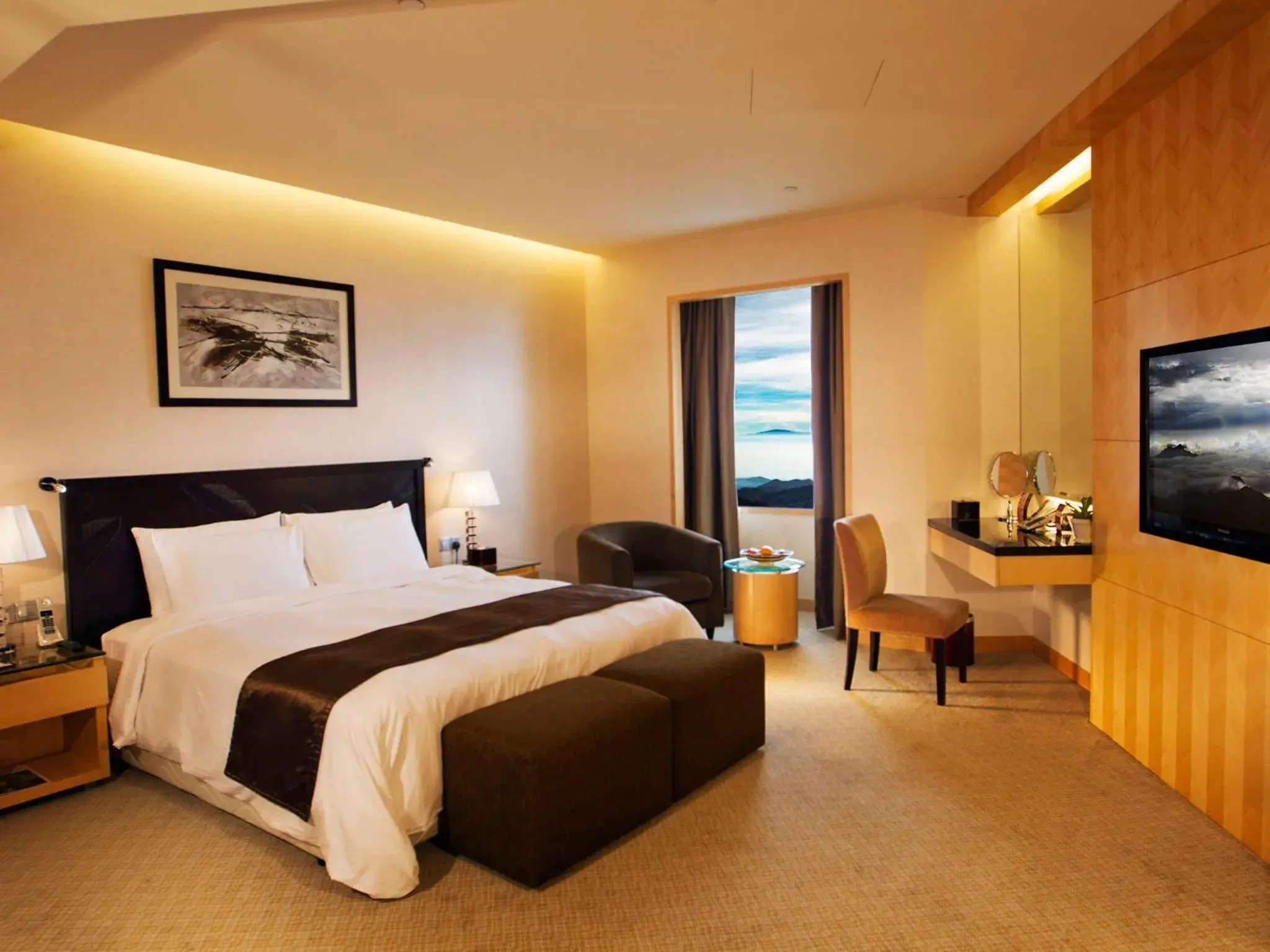 Photo of the whole room, Bed in Resorts World Genting - Genting Grand
