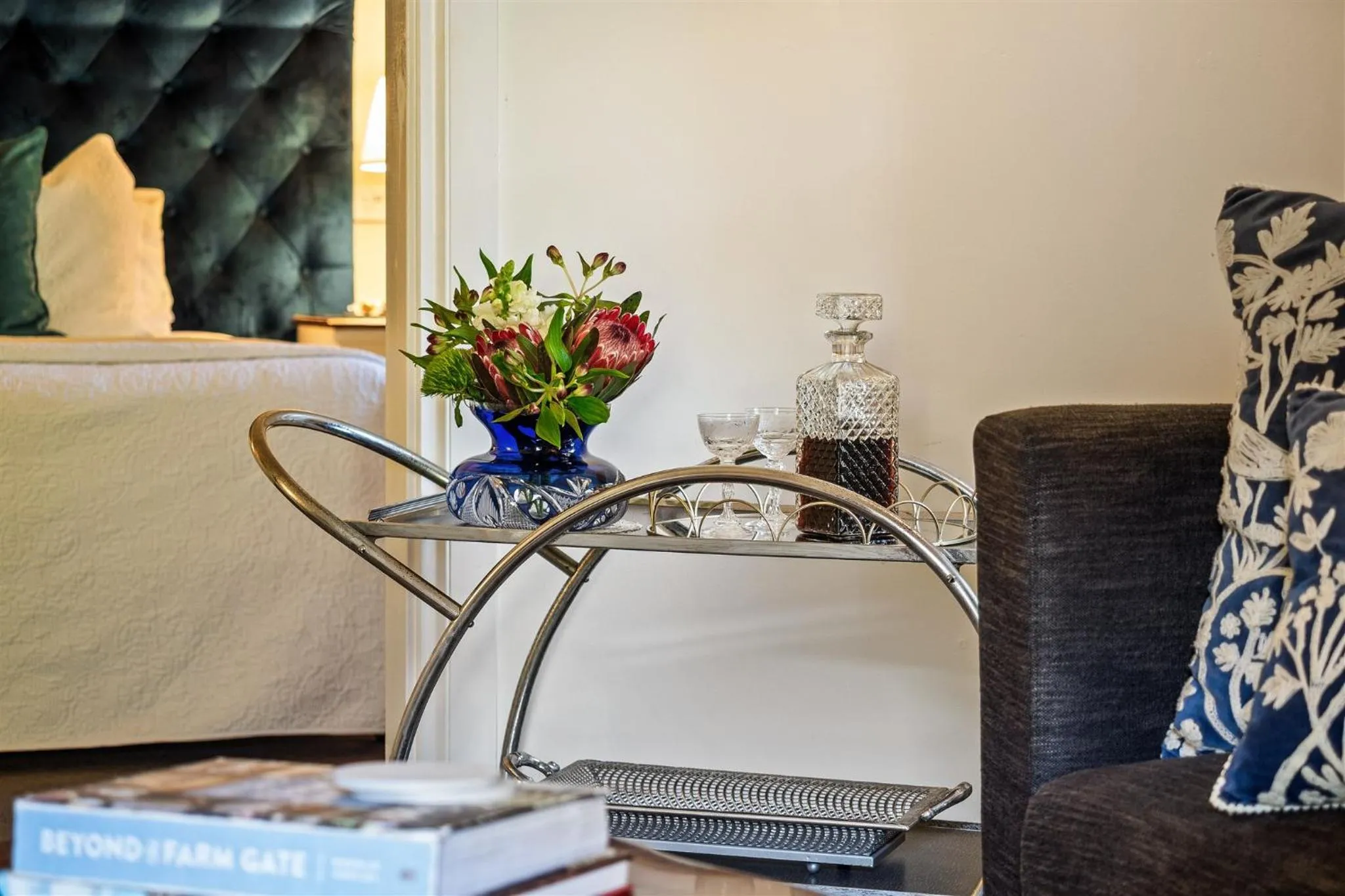 Living room, Bed in Margaret River Guest House