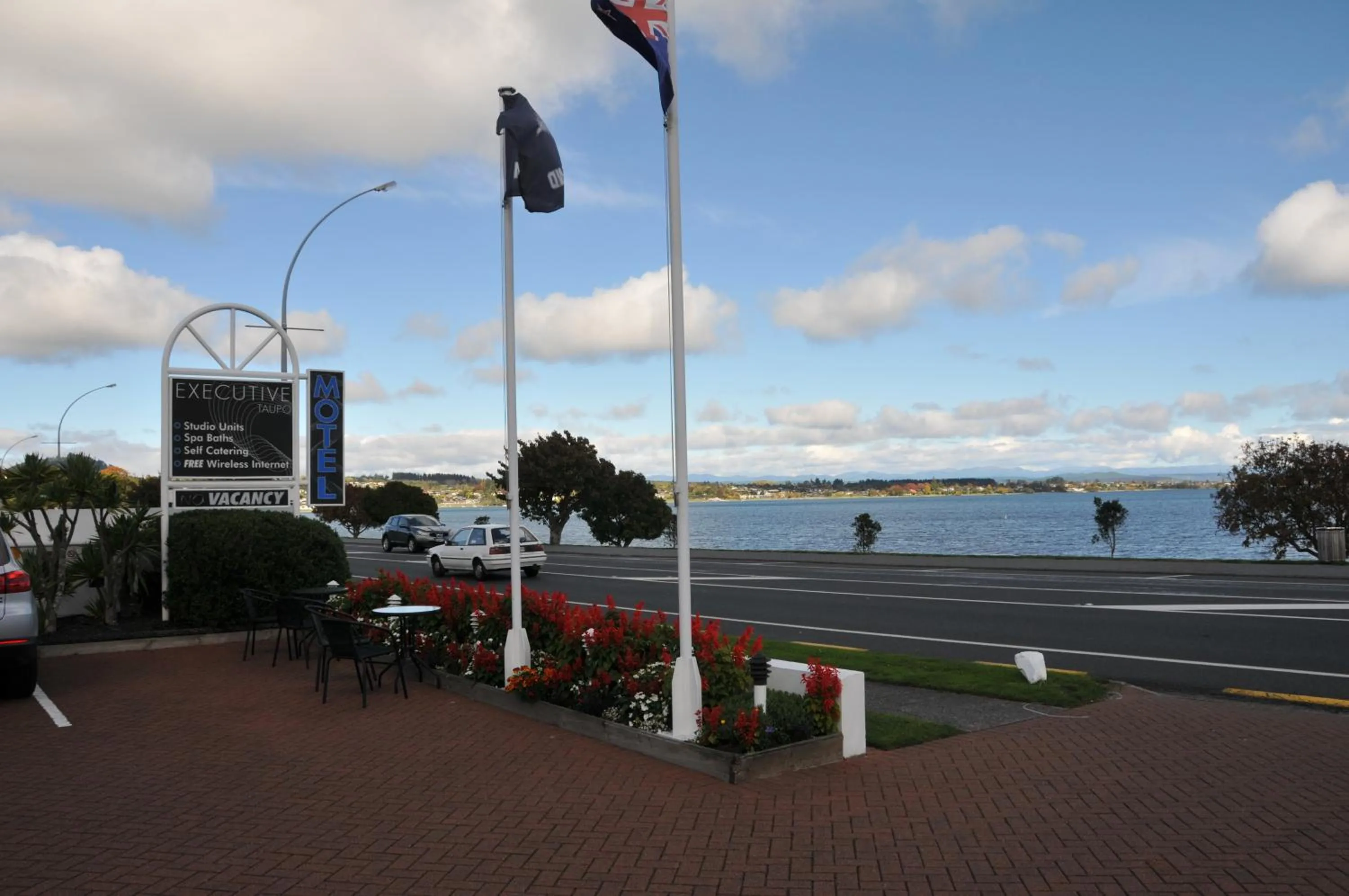 Lake view in Lakeside Taupo Motel