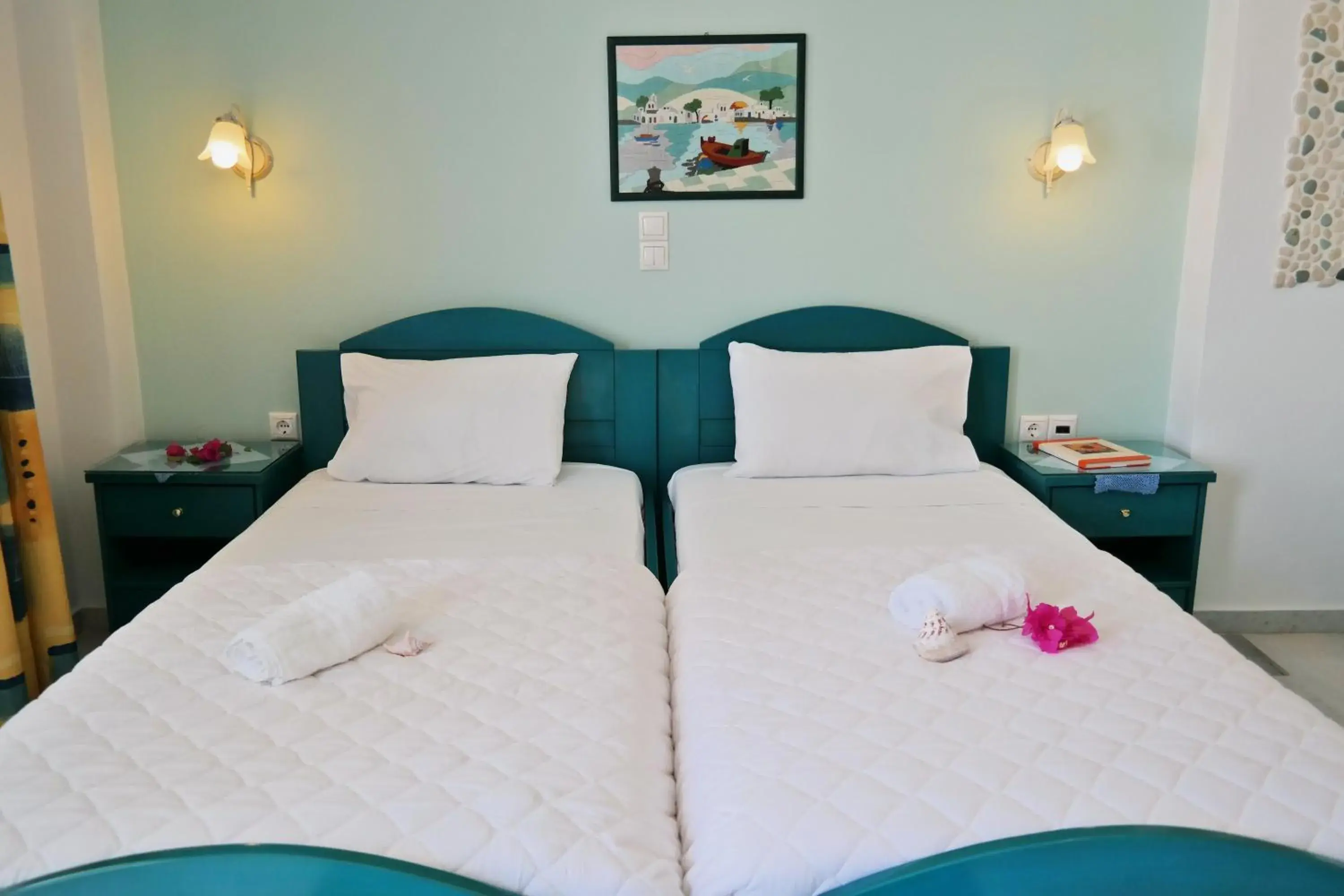 One Bedroom Apartment with Sea/Garden View in Maroussa Studios One Bedroom Apartment with Sea/Garden View in Maroussa Studios
