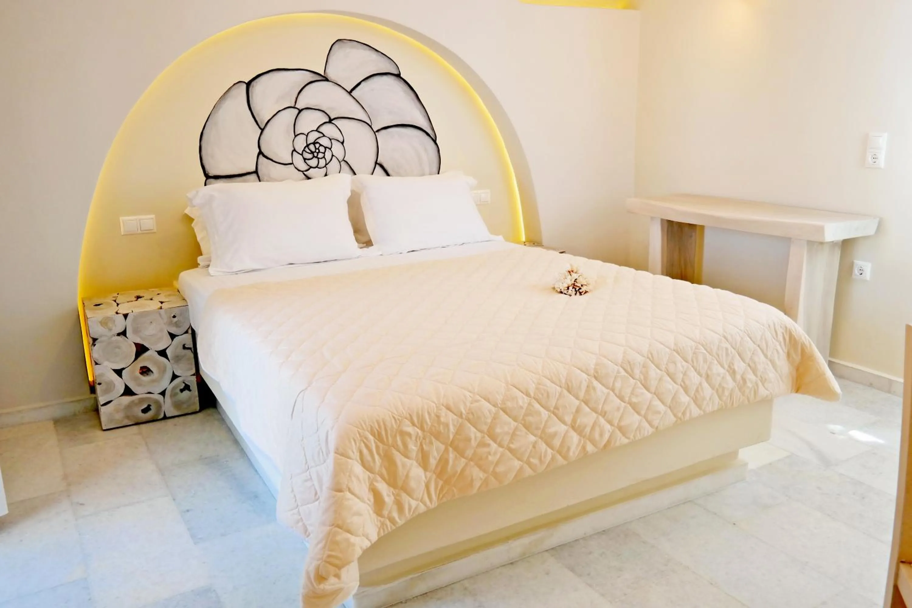 Two-Bedroom Apartment in Maroussa Studios