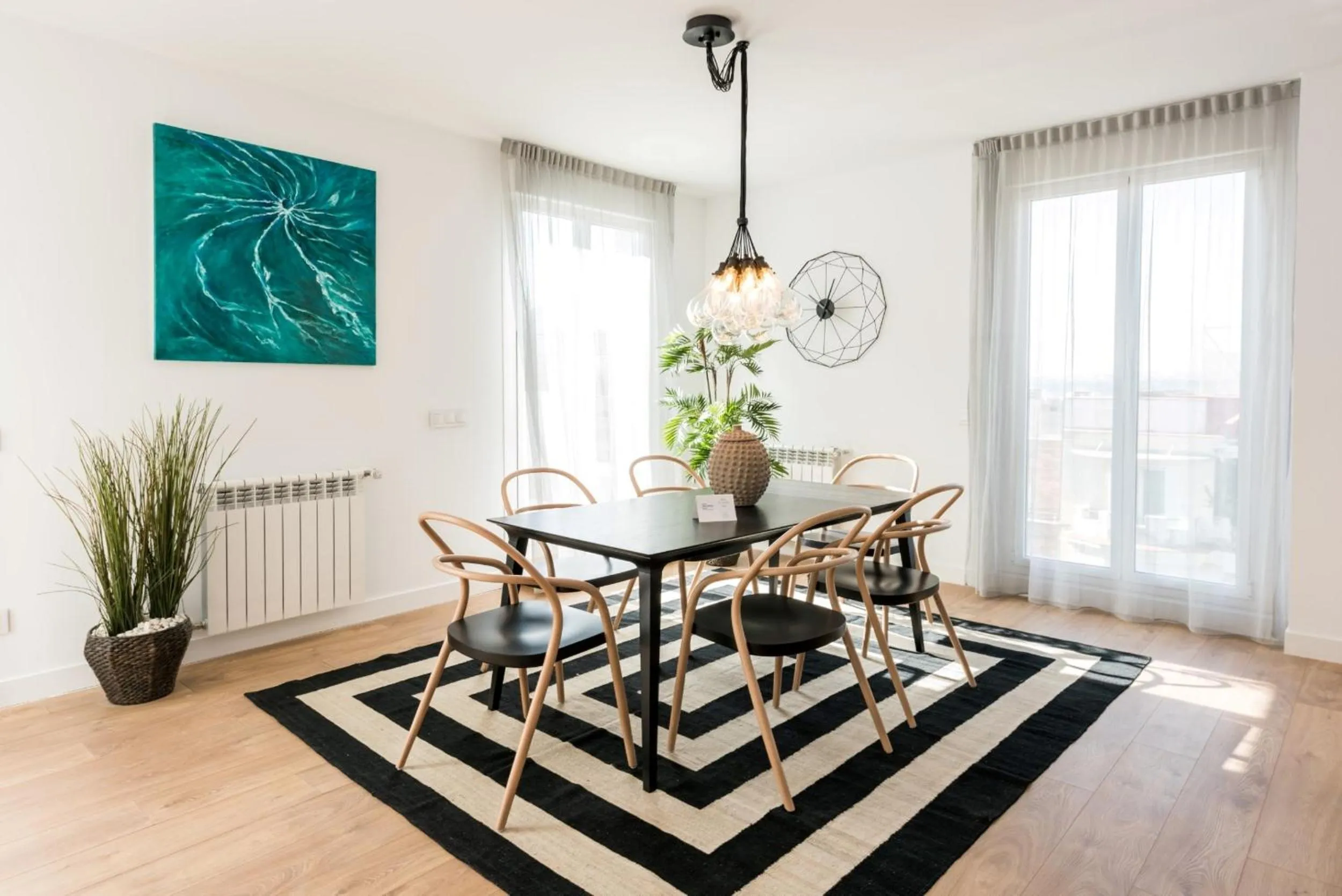 Seating area in Plaza de España Skyline