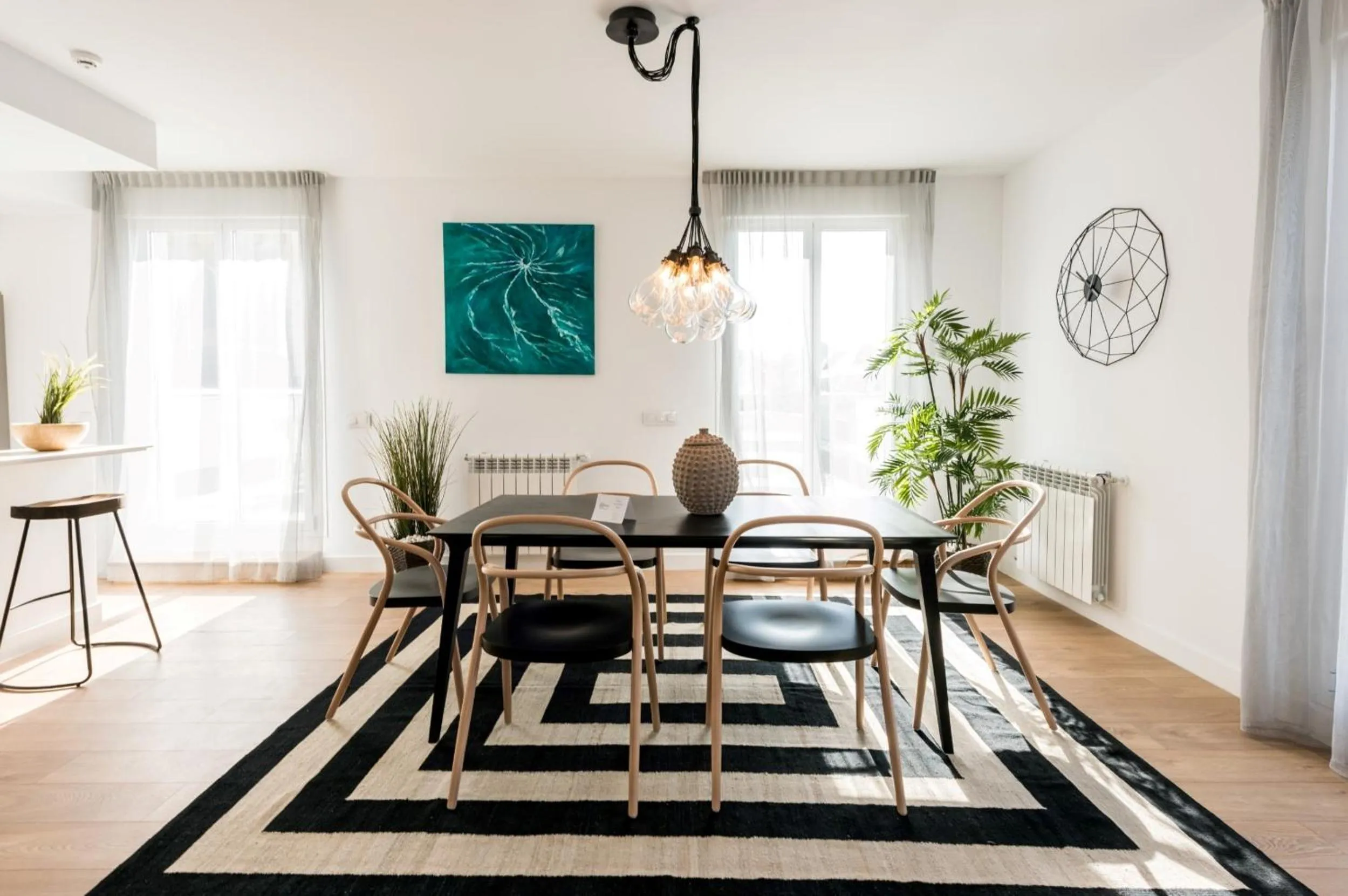Seating area in Plaza de España Skyline