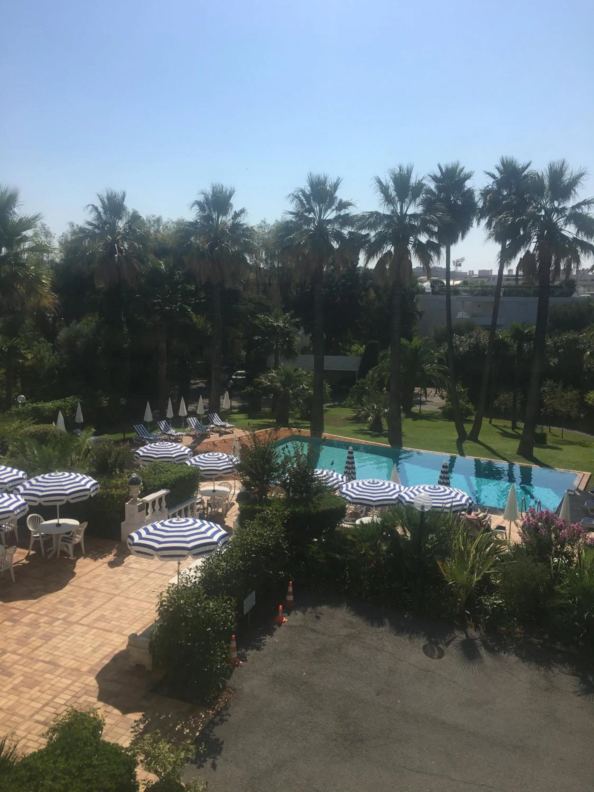 Garden view in Hotel des Mimosas