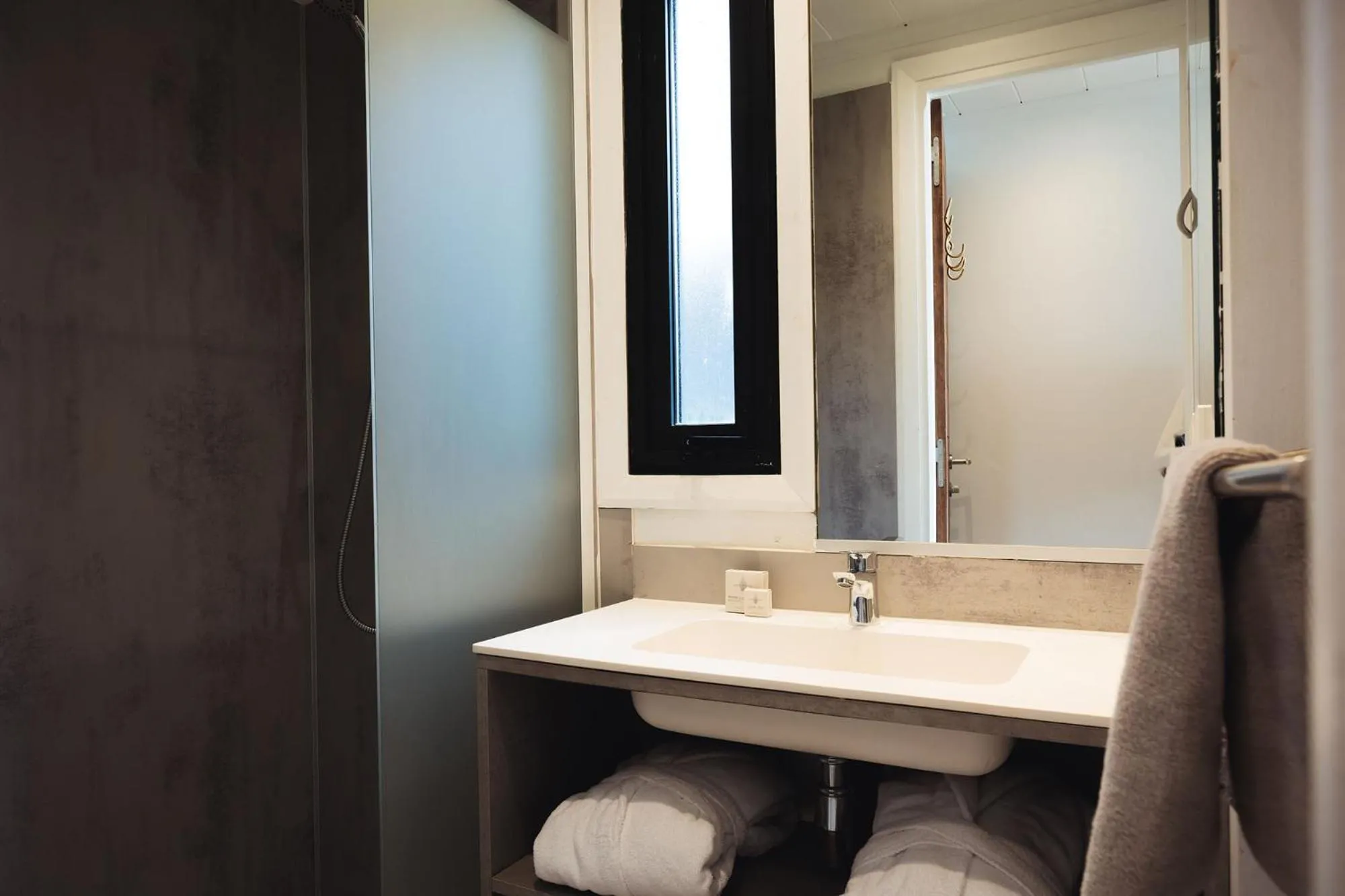 Bathroom in Les Prairies de la Mer