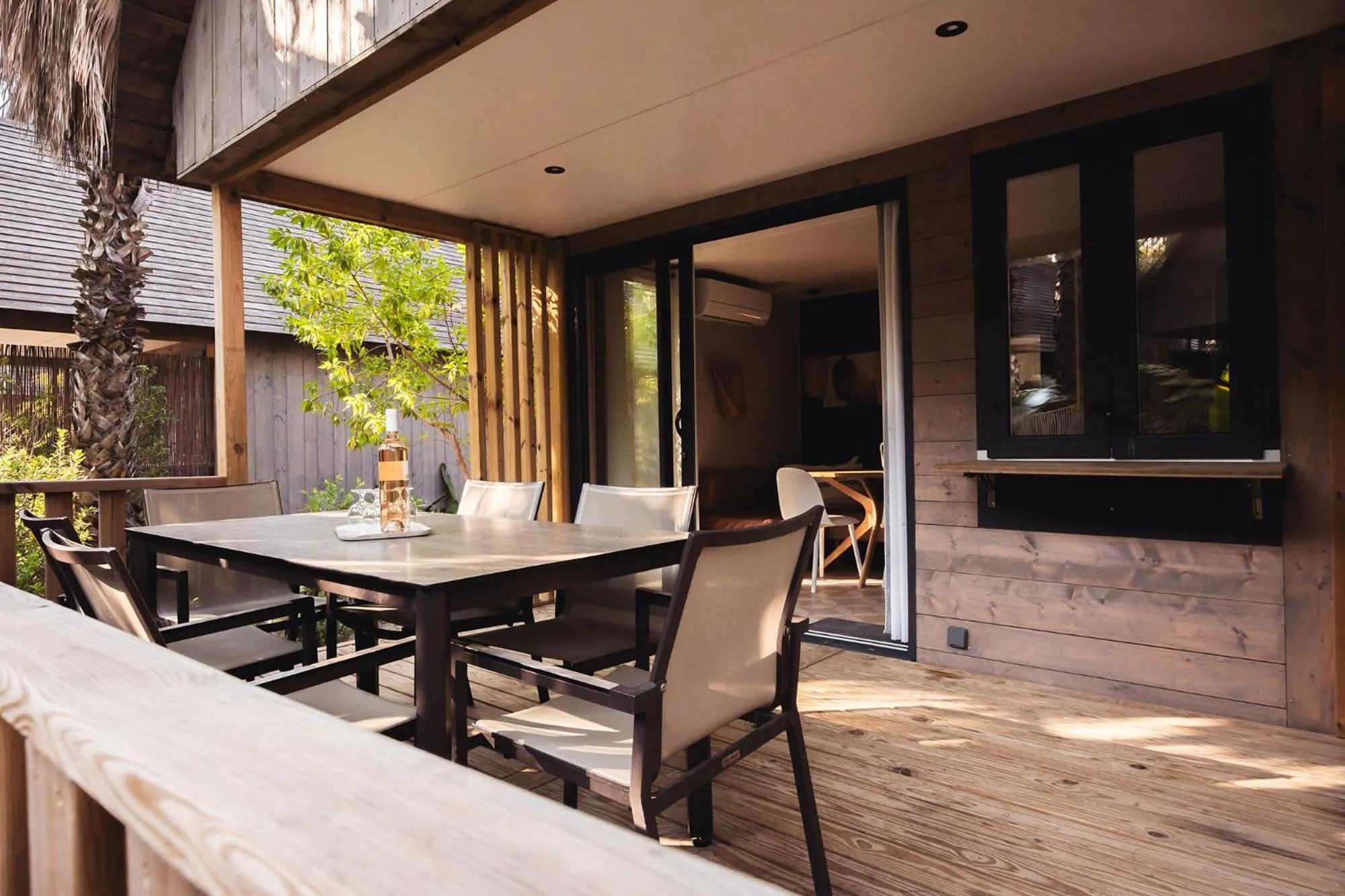Patio in Les Prairies de la Mer