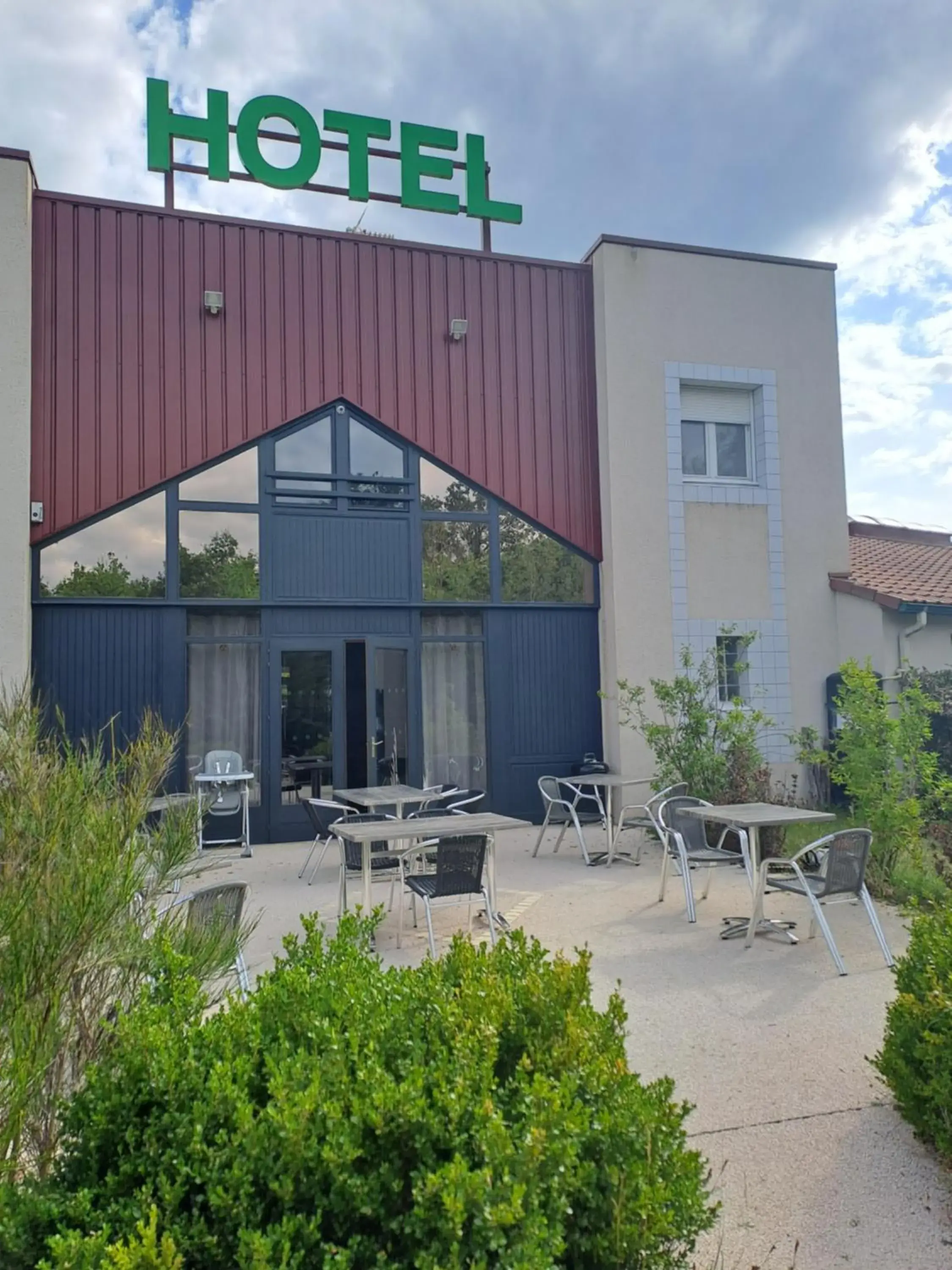 Hôtel Le Grand Chêne Hôtel Le Grand Chêne