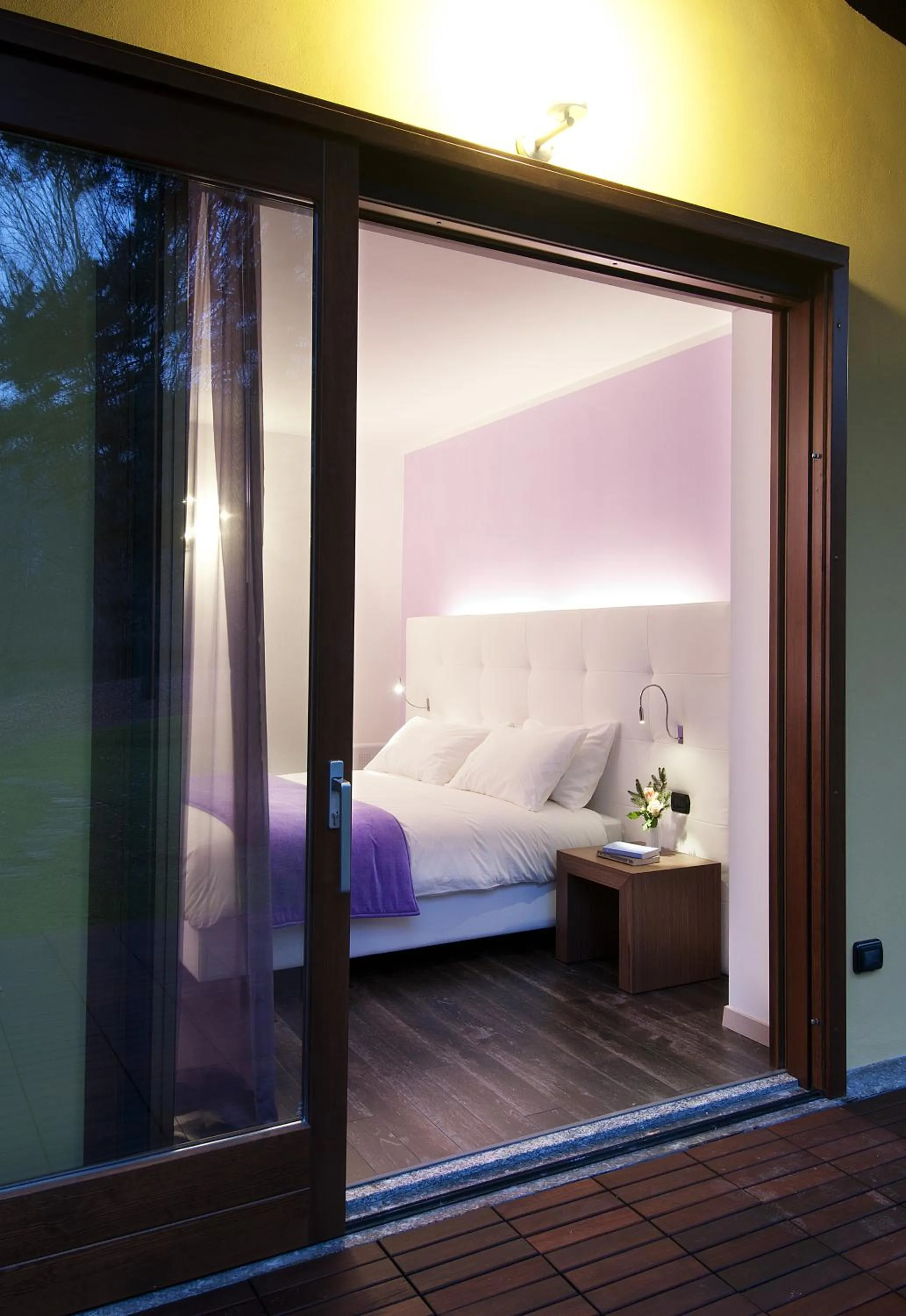 Decorative detail, Bed in Bed&Garden