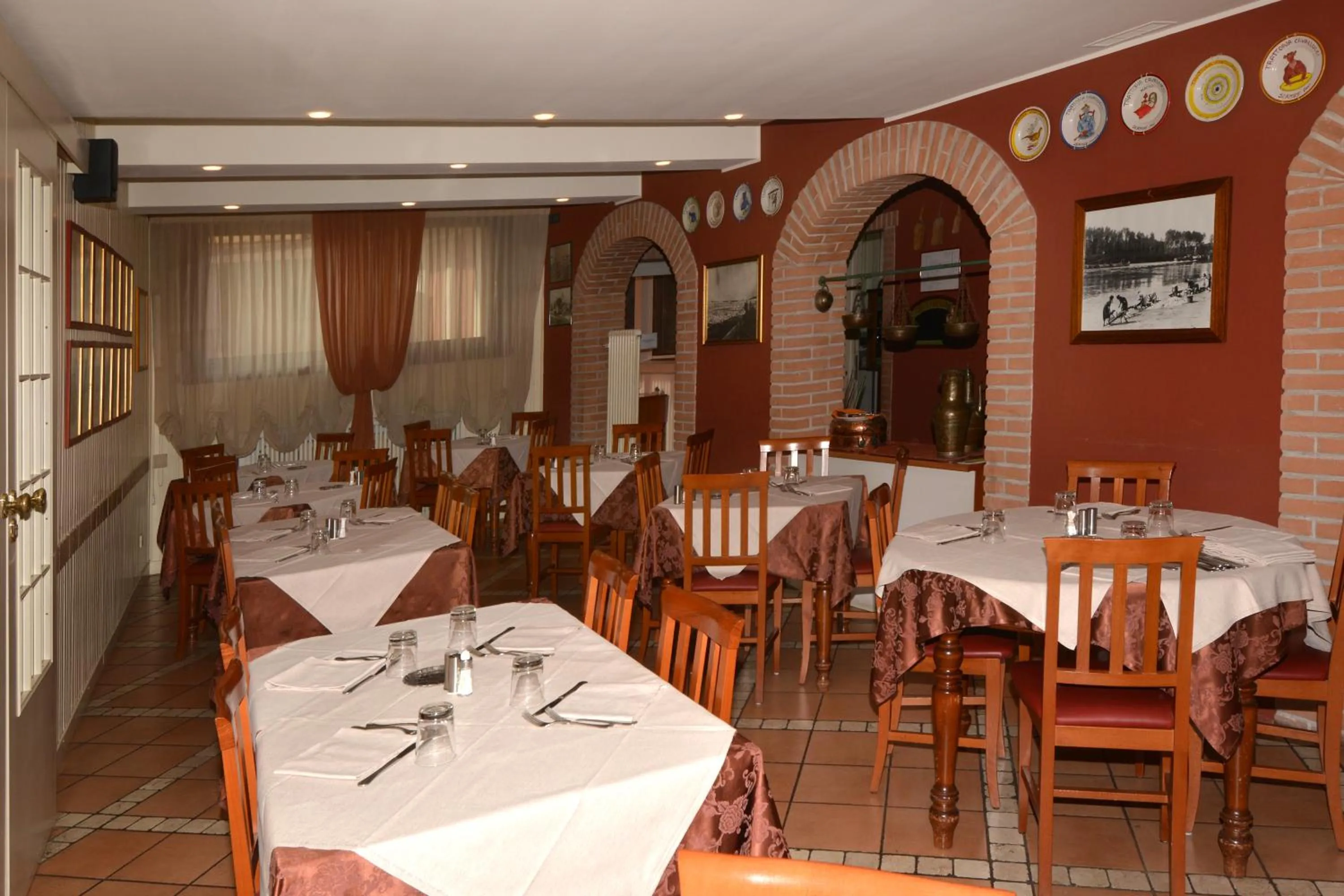 Restaurant/places to eat in Albergo Cavallucci