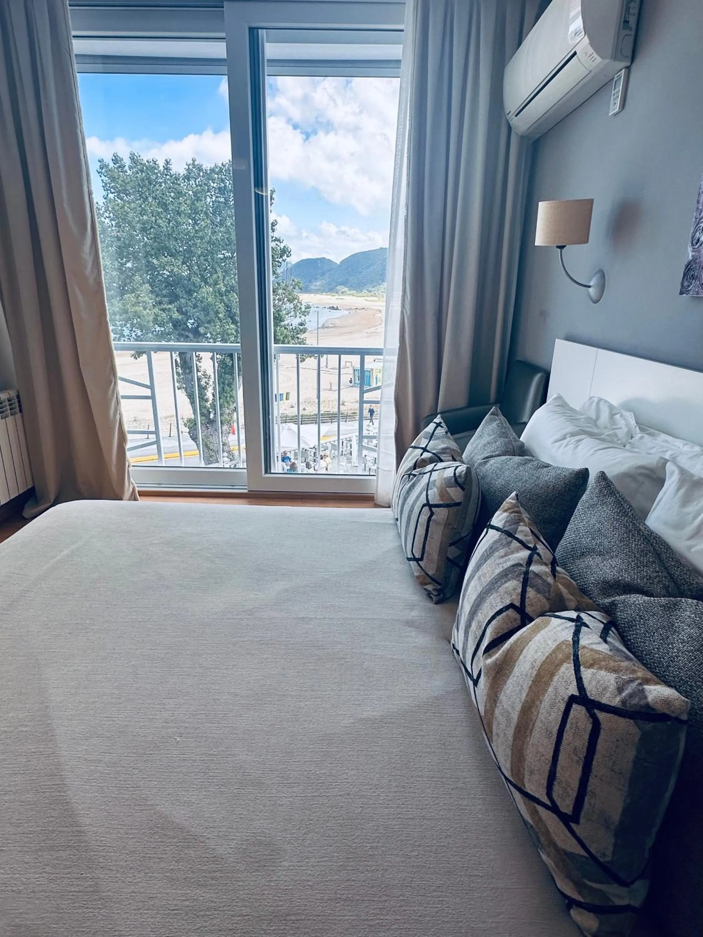 Bed in Hotel Las Olas