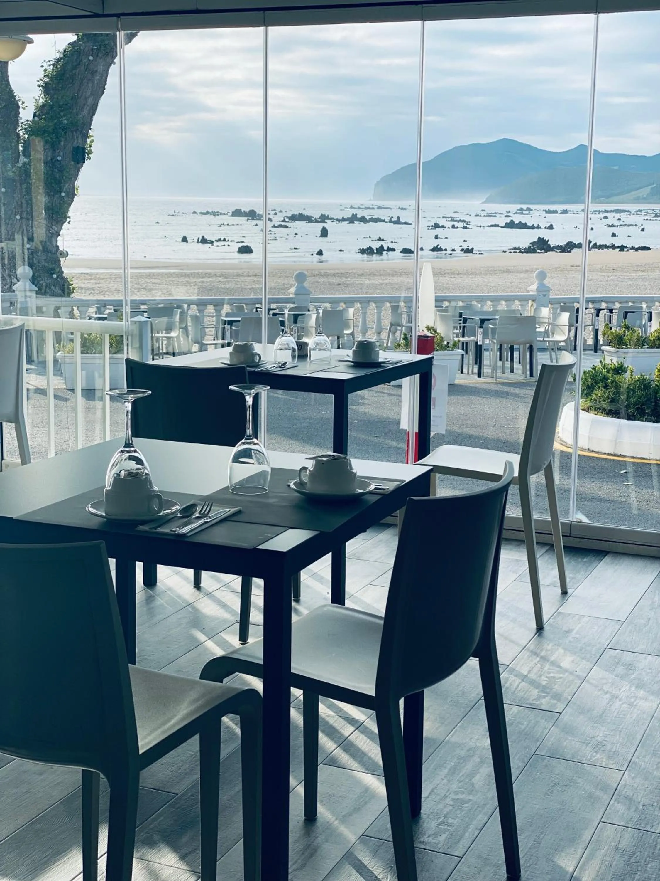 Restaurant/places to eat in Hotel Las Olas