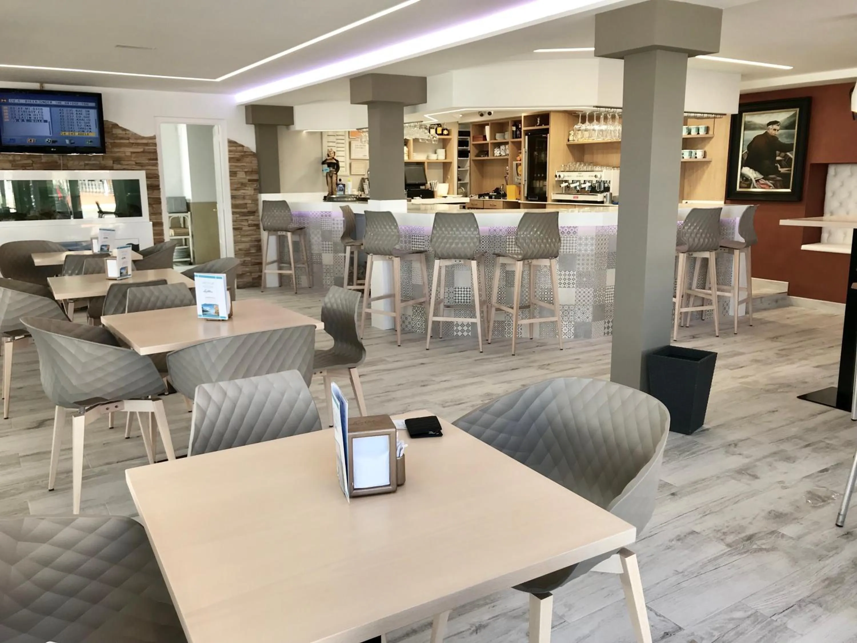 Lounge or bar in Hotel Las Olas