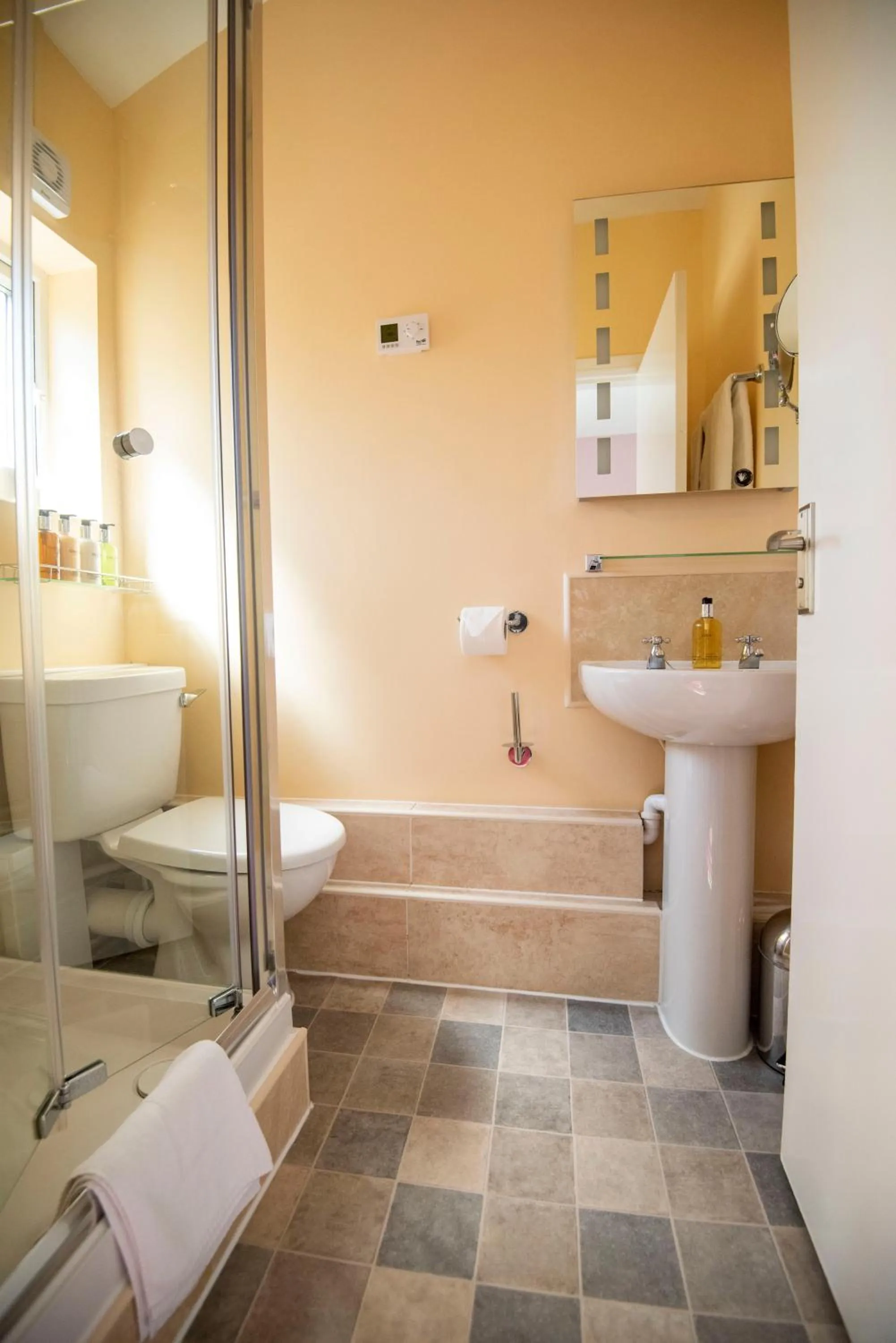 Bathroom in Bridleways Guesthouse & Holiday Homes
