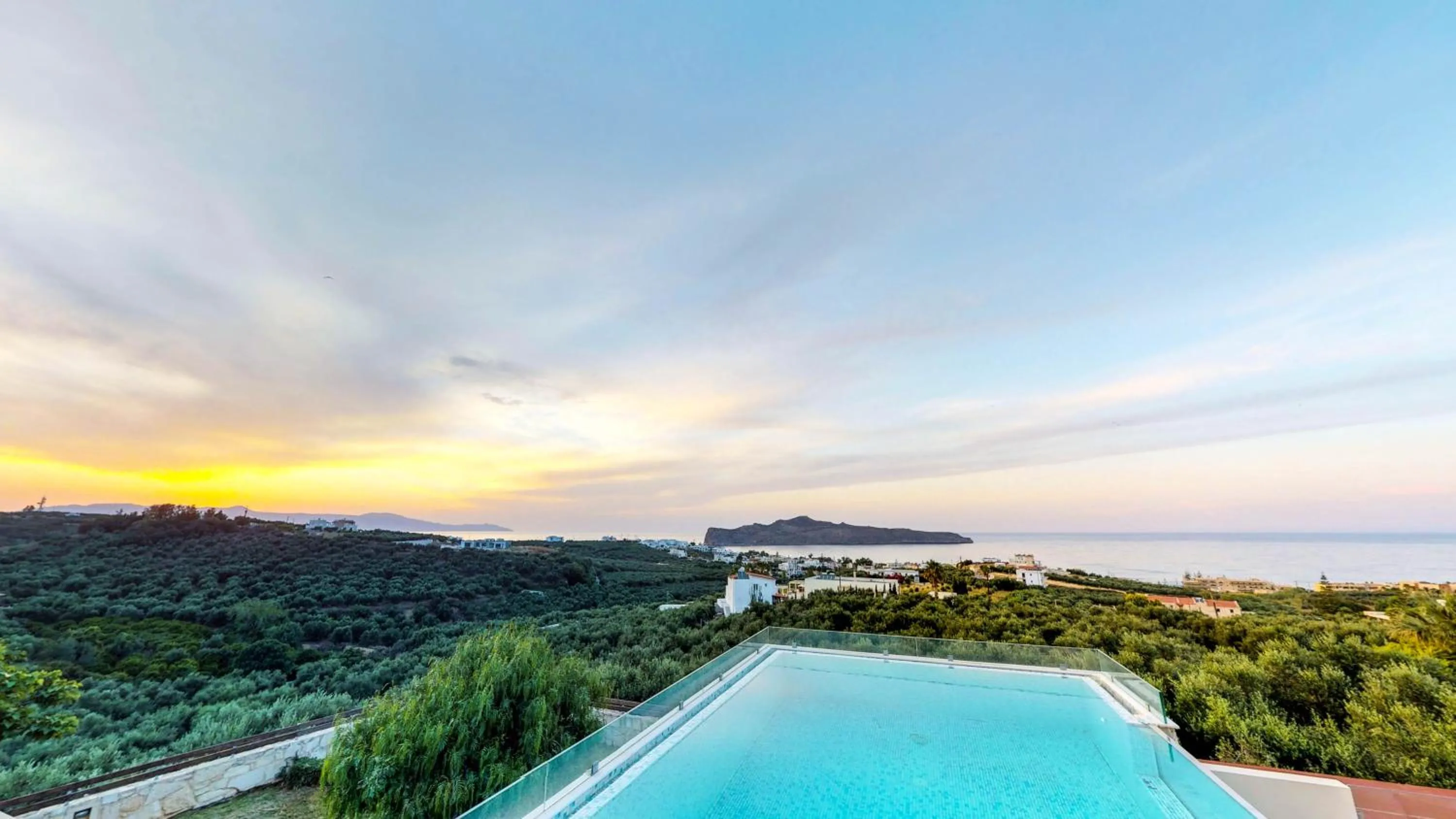 Swimming pool in Lofos Village Chania