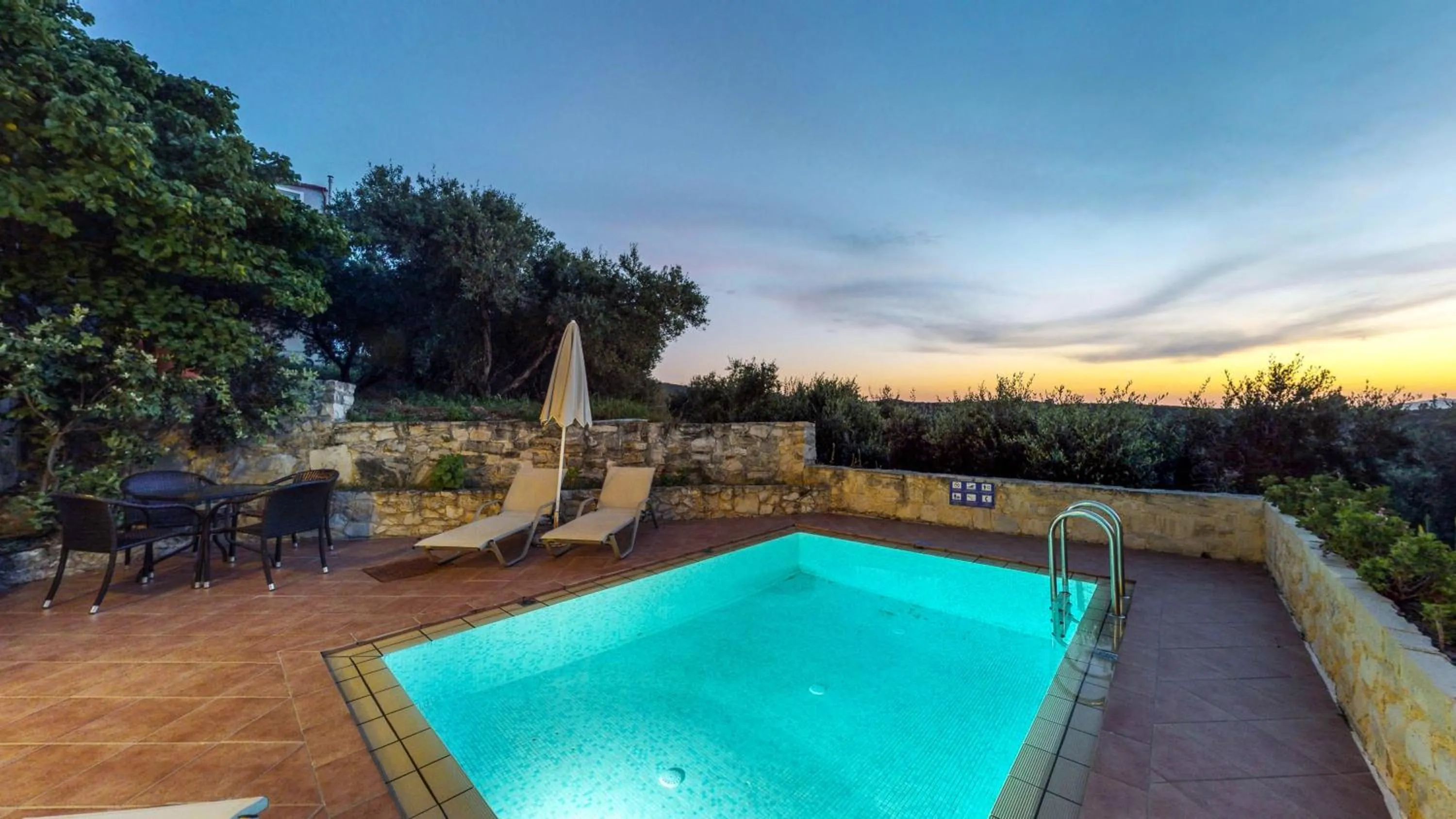 Swimming pool in Lofos Village Chania