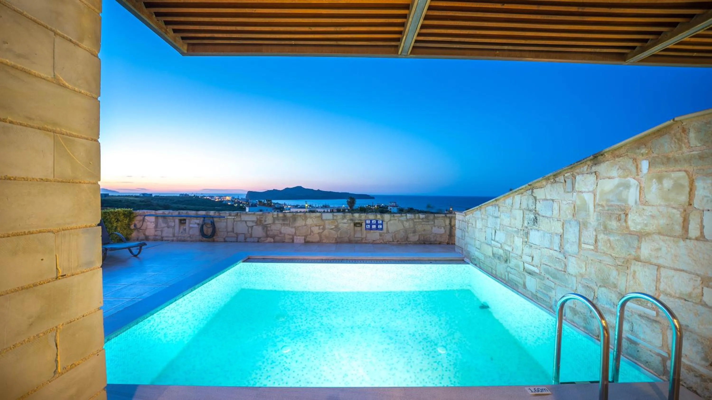 Swimming pool in Lofos Village Chania