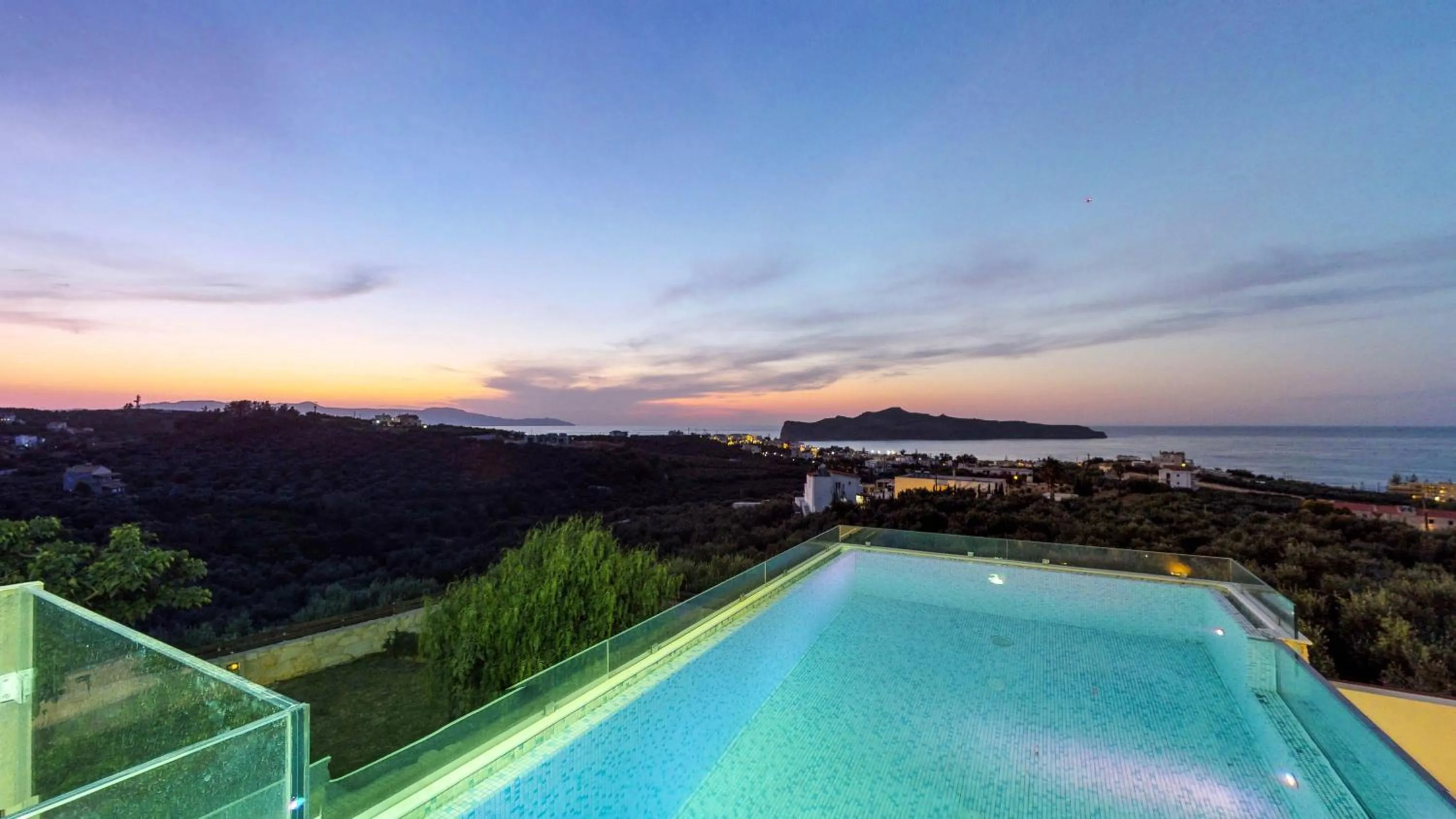 Swimming pool in Lofos Village Chania